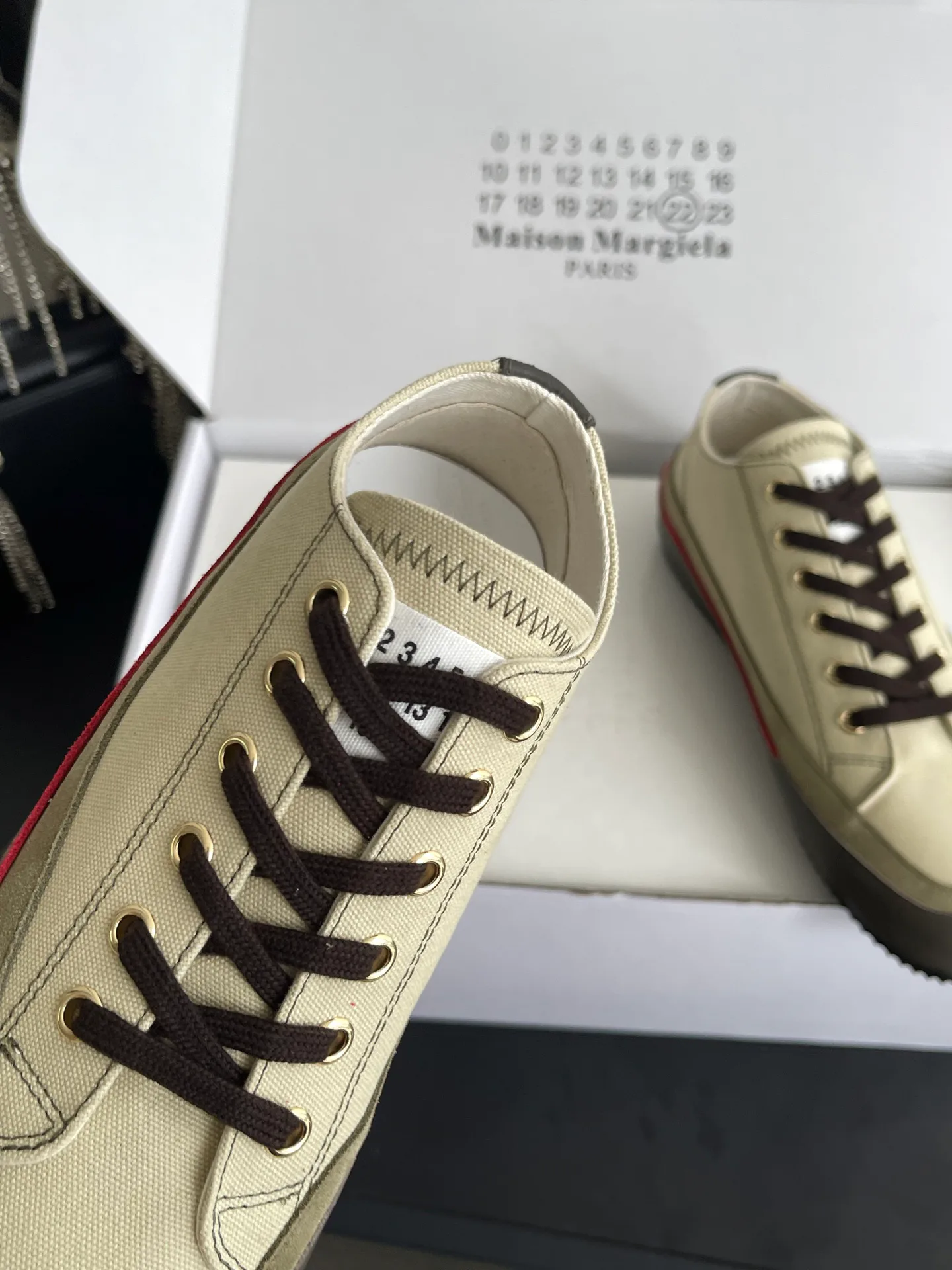 Кроссовки Женские Maison Margiela 17554408