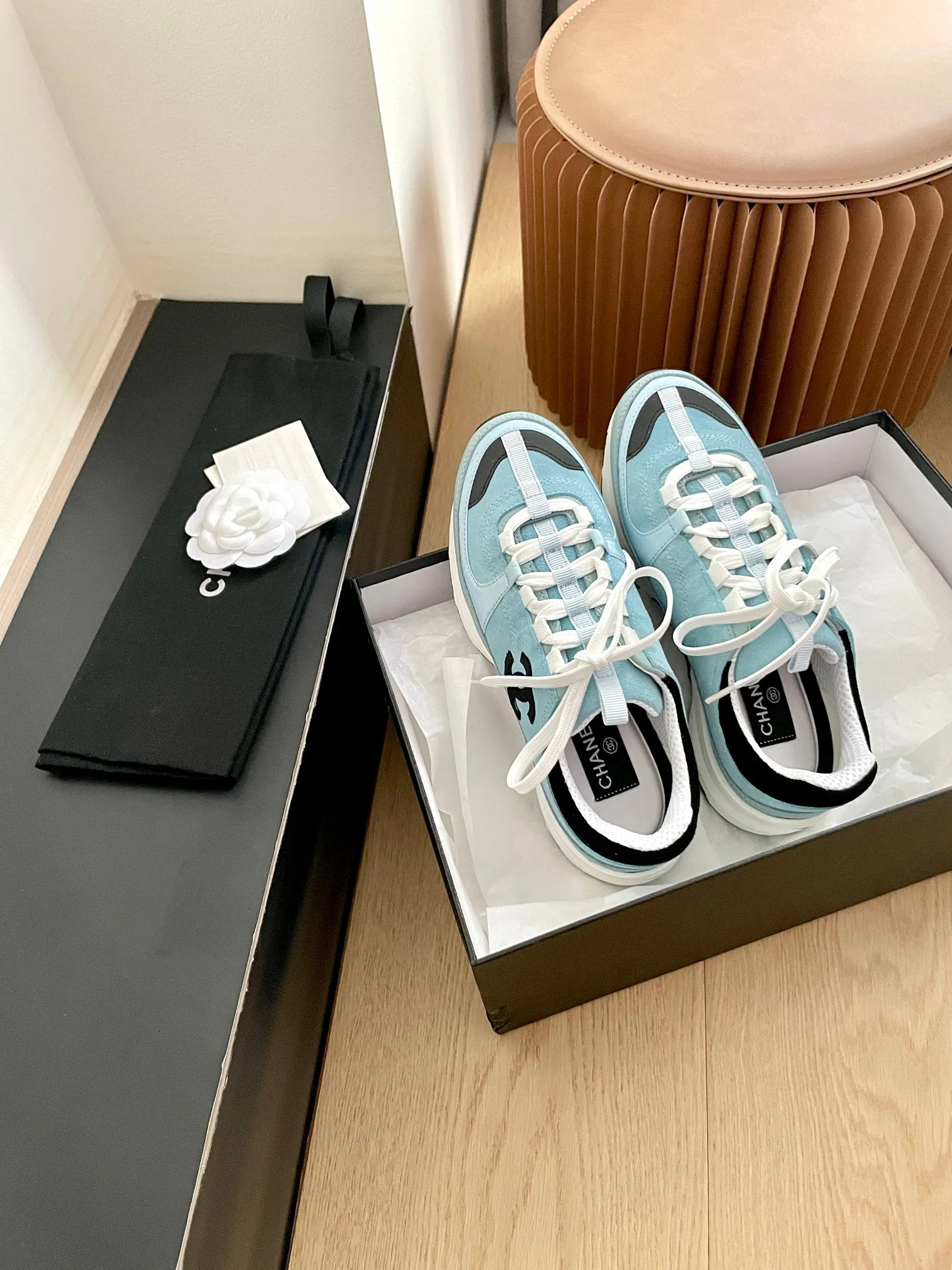 Кроссовки Женские Chanel 5019897