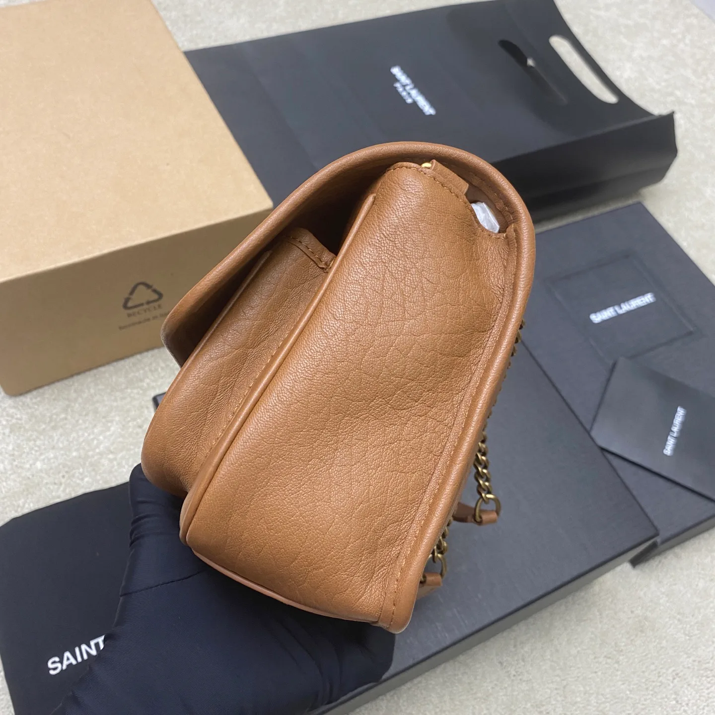 Классические Сумки Женские Saint Laurent 13435185