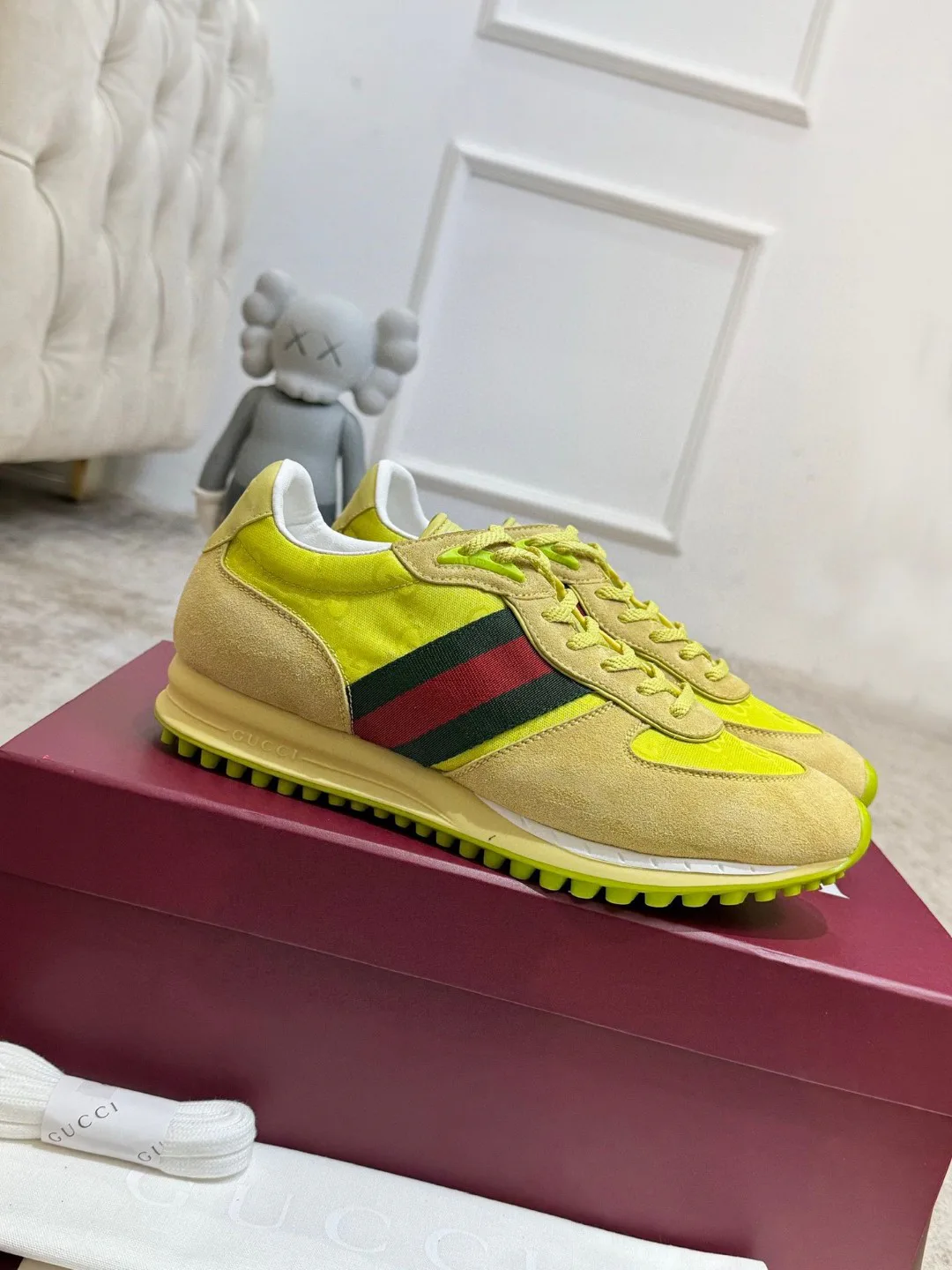 Кроссовки Женские Gucci 944880