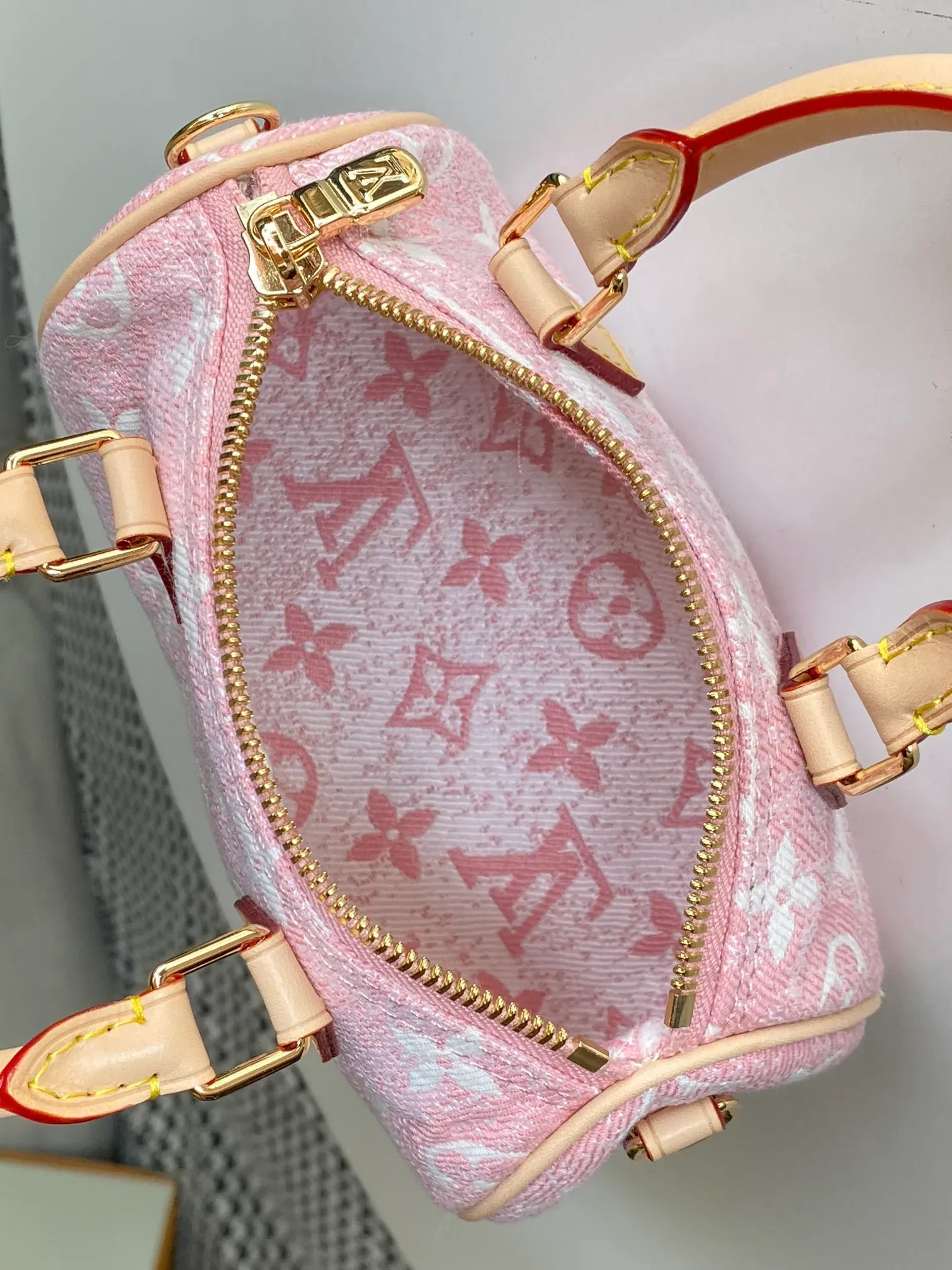 Сумки На Ремне Женские Louis Vuitton 12923