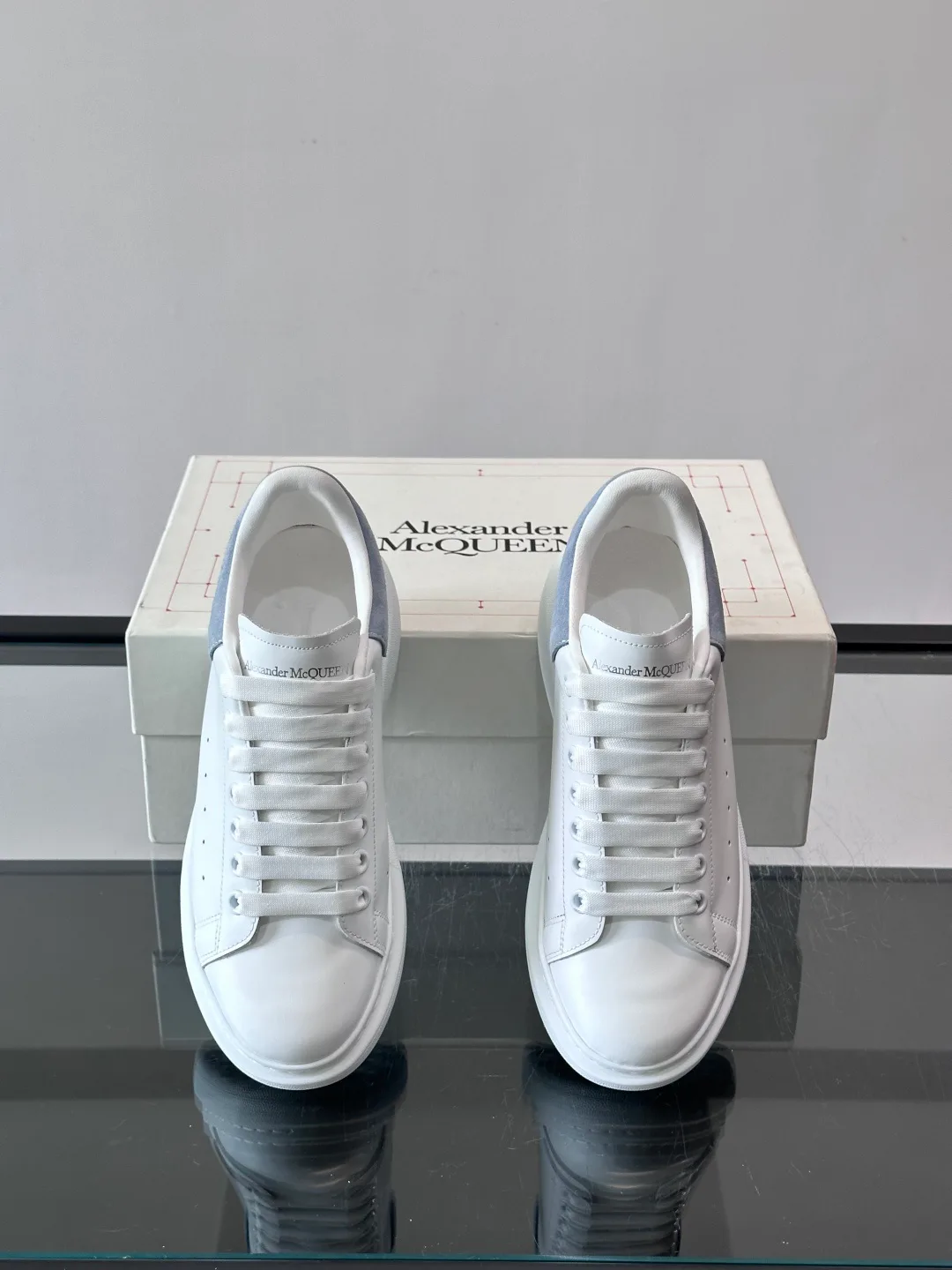 Кроссовки Женские Alexander Mcqueen 11170746