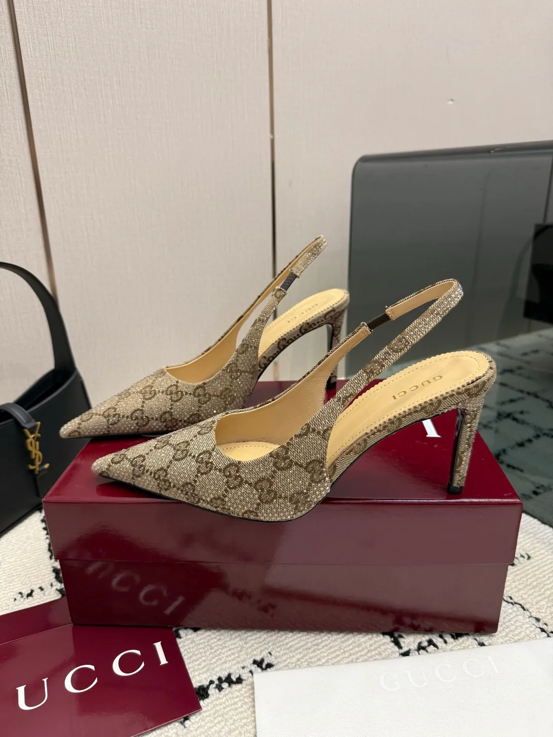 Туфли Женские Gucci 19482368