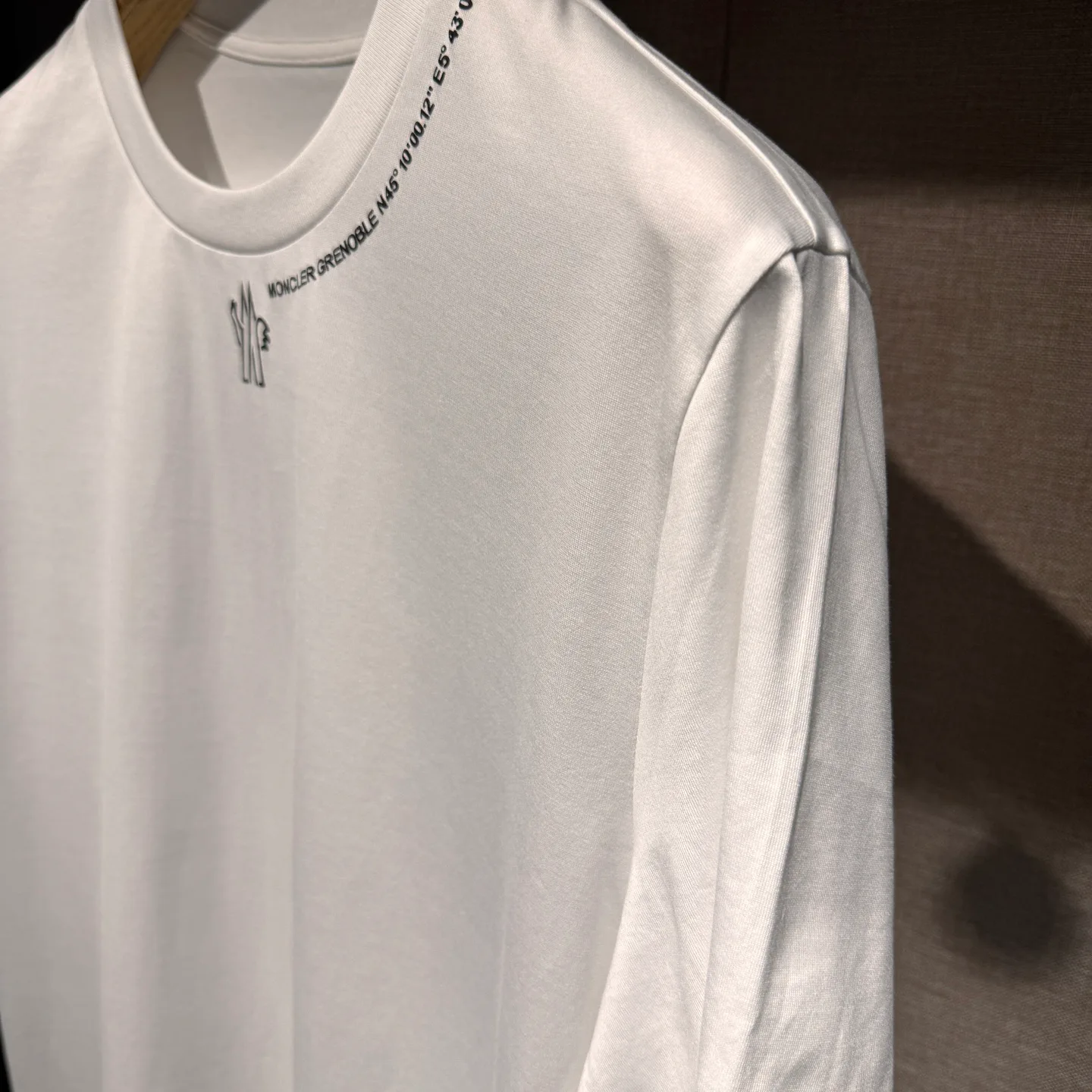Футболки Женские Moncler 12192913