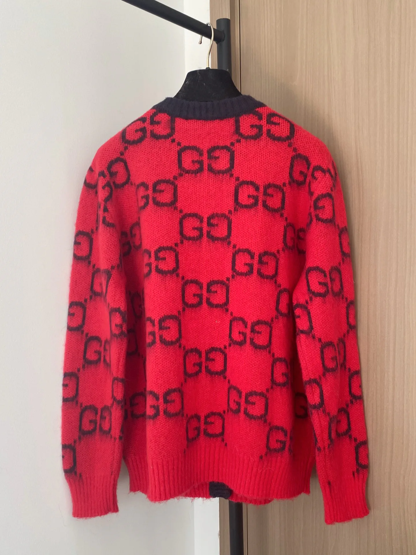 Джемперы И Свитеры Женские Gucci 861151