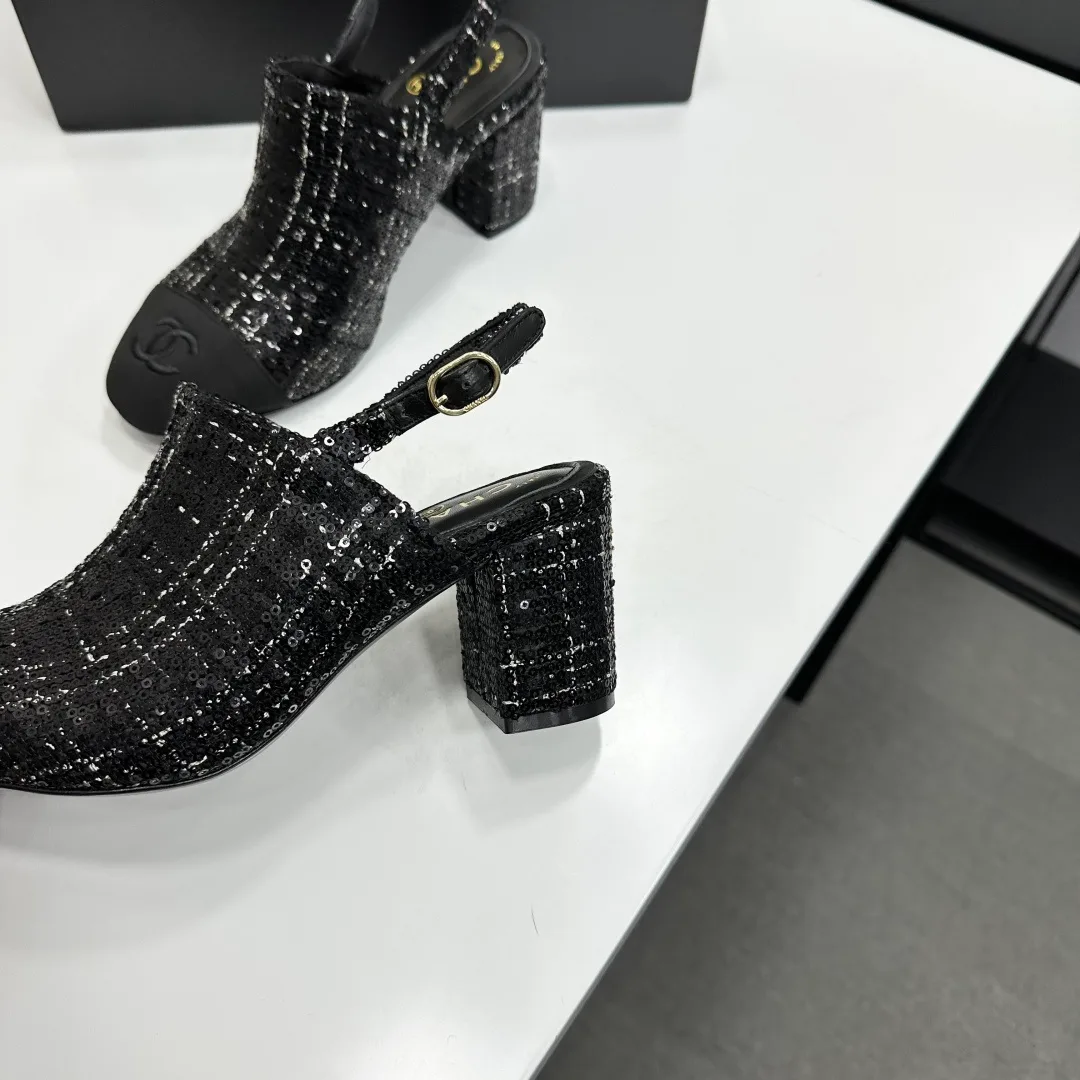Сандалии Женские Chanel 11220363
