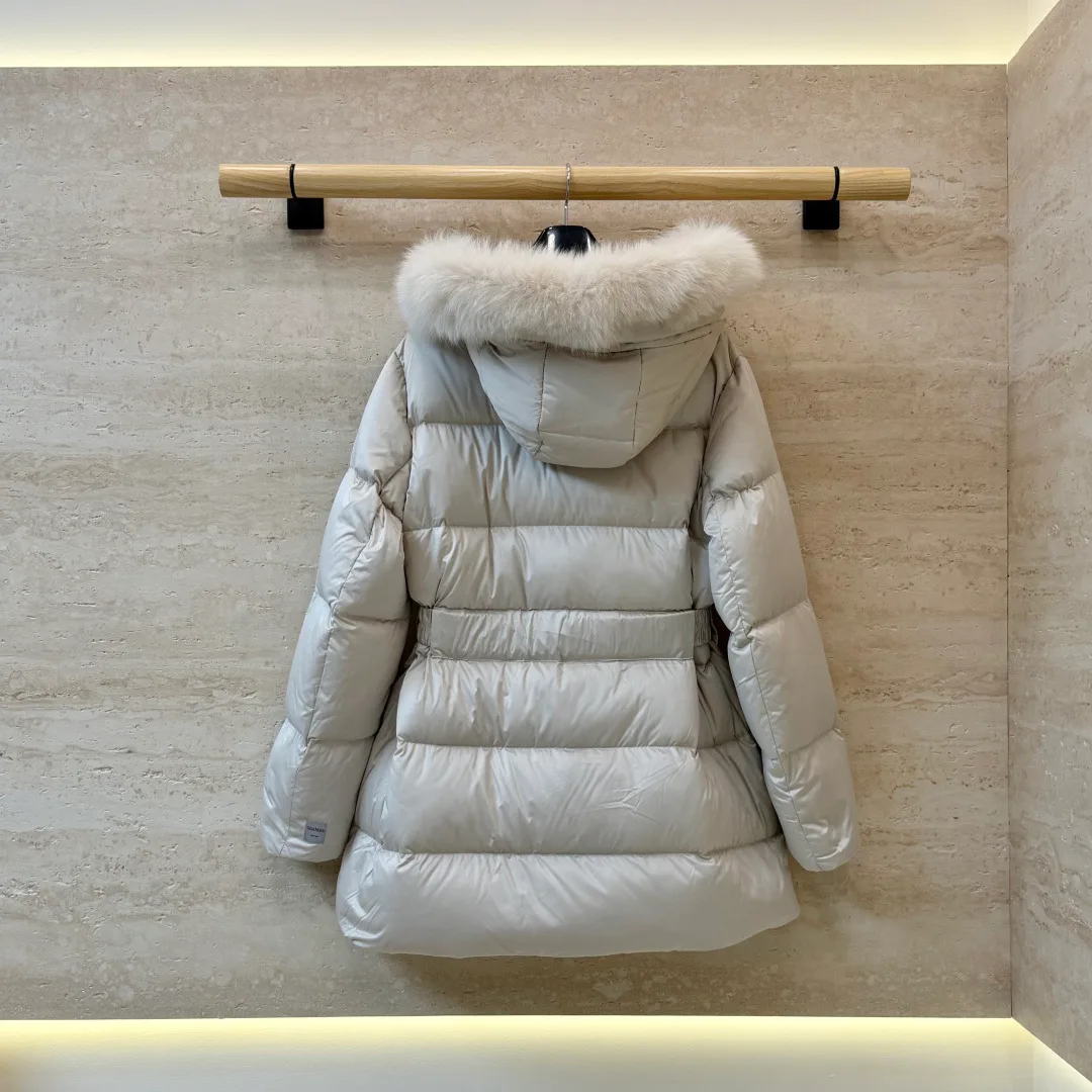Куртки И Пуховики Женские Max Mara 18226352