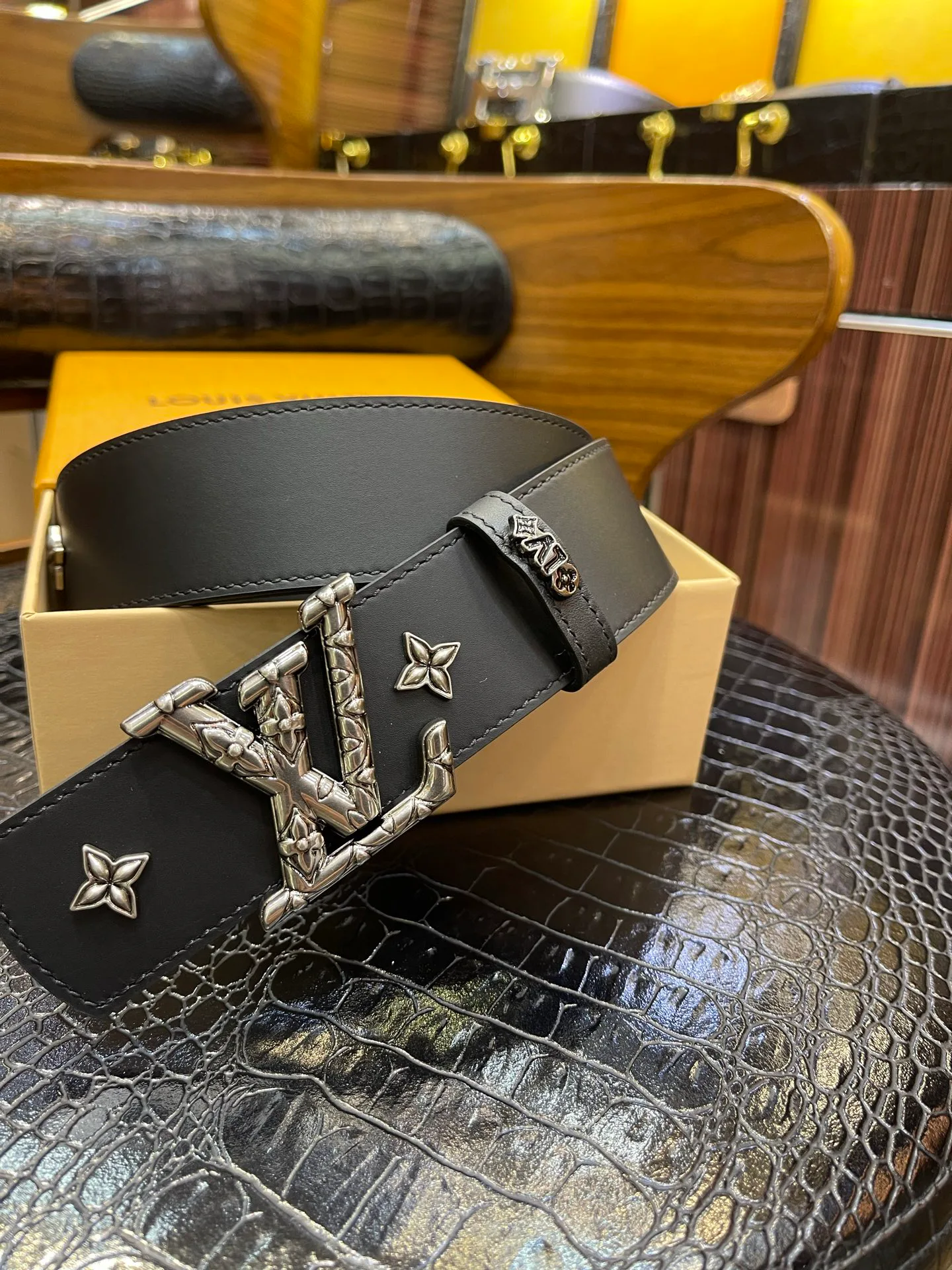 Поясные Сумки Женские Louis Vuitton 10358264