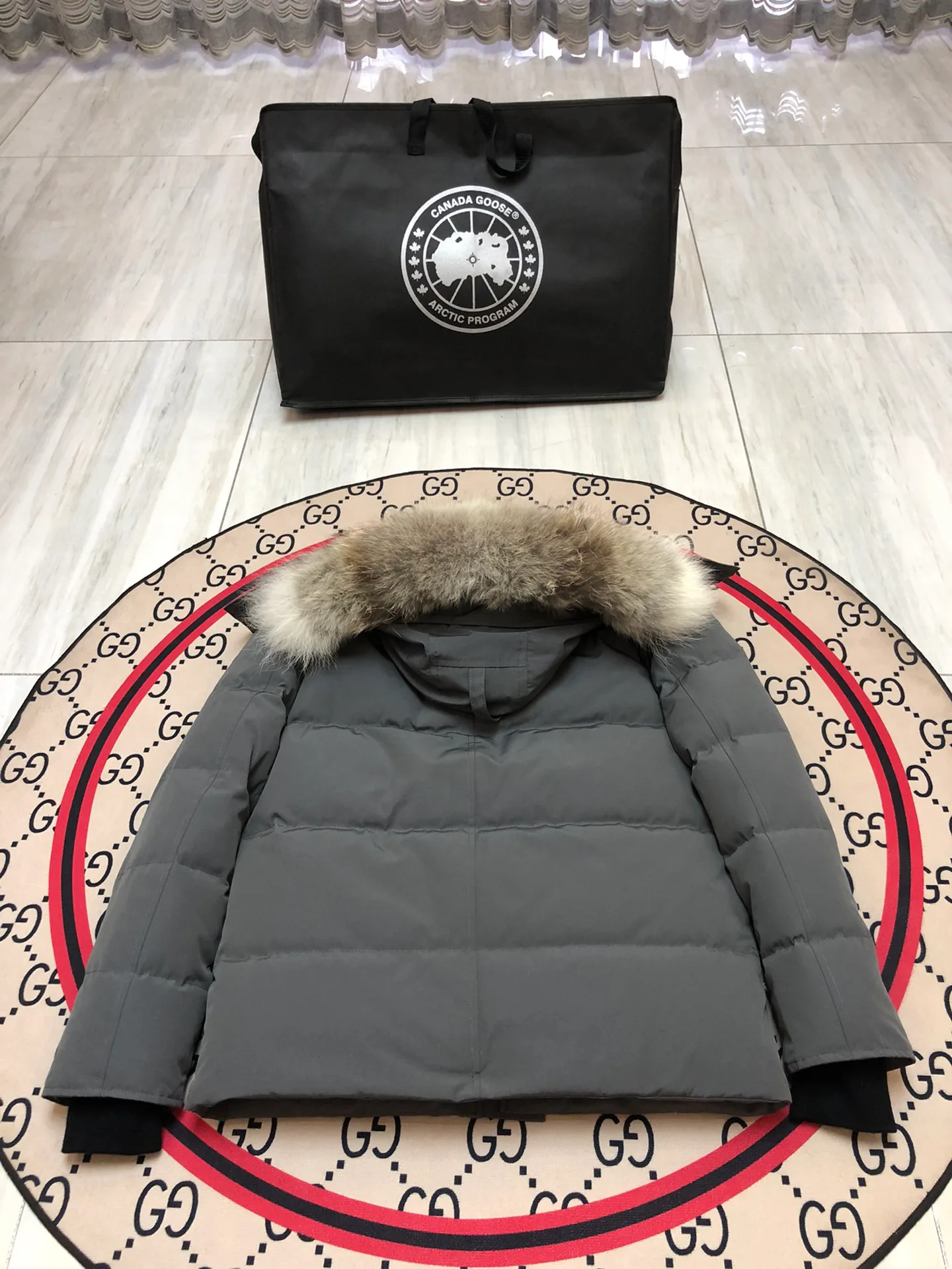 Куртки И Пуховики Женские Canada Goose 3153873