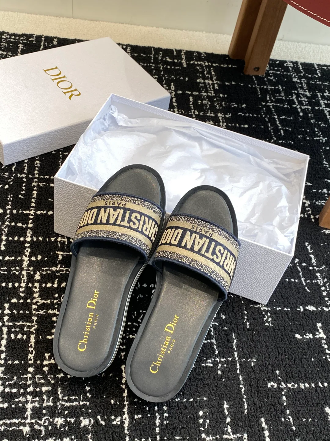 Шлепанцы Женские Christian Dior 17106