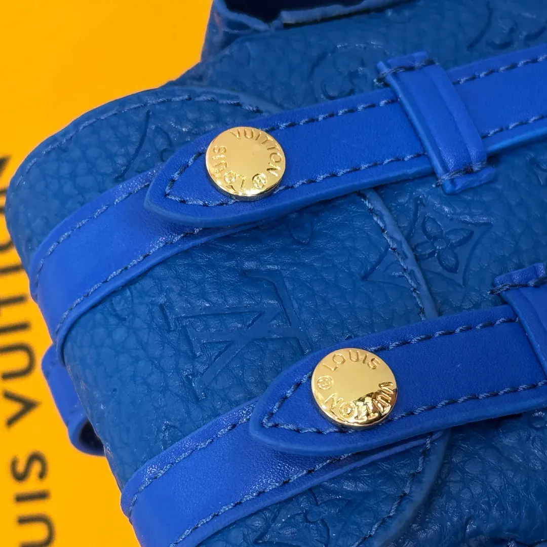 Клатчи Женские Louis Vuitton 277757
