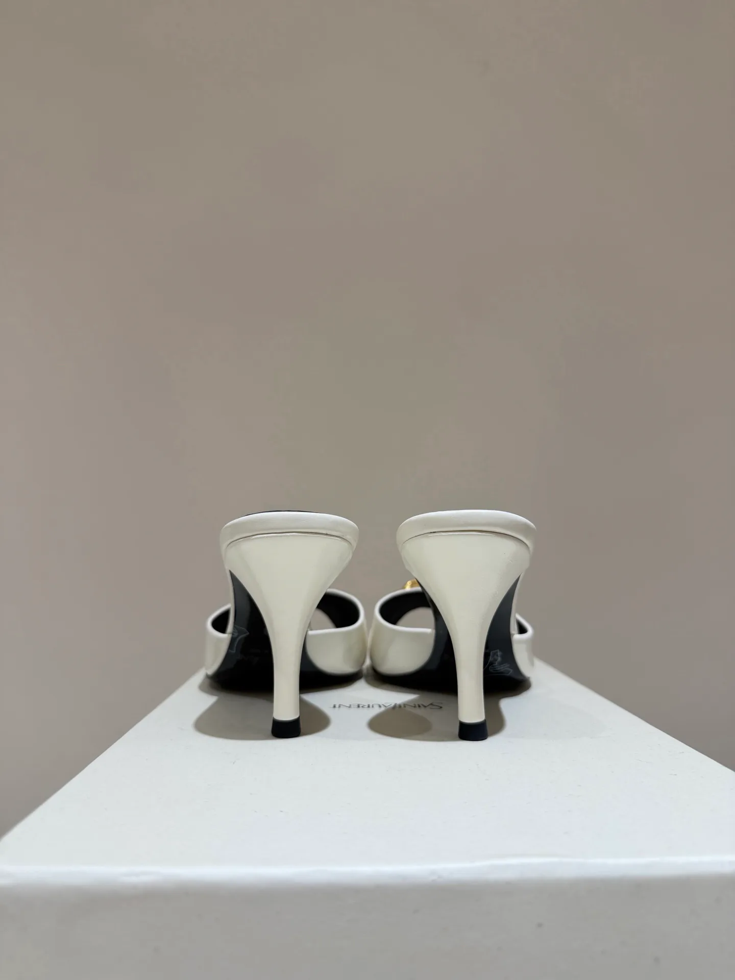 Мюли И Сабо Женские Saint Laurent 11550640