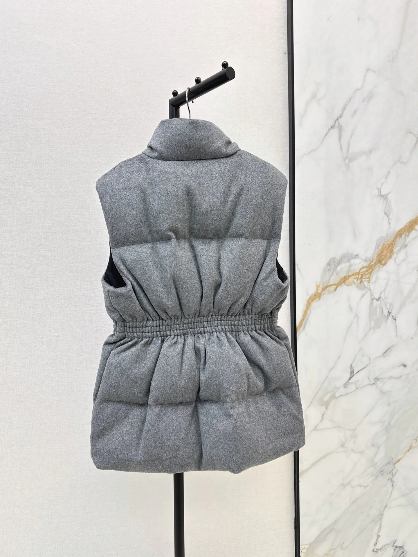 Жилеты Женские Prada 18561363