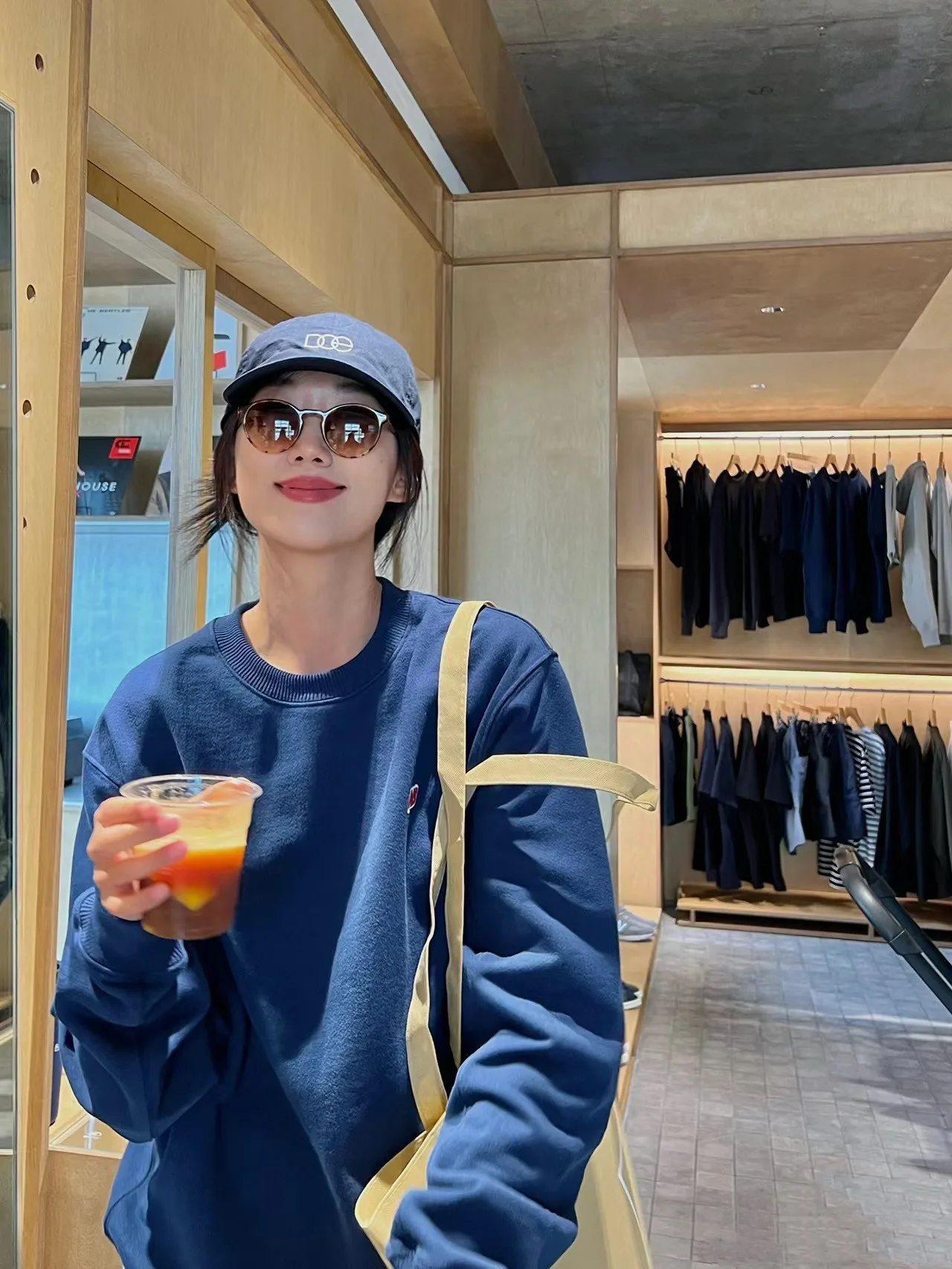 Свитшоты И Худи Женские New Balance 11222830