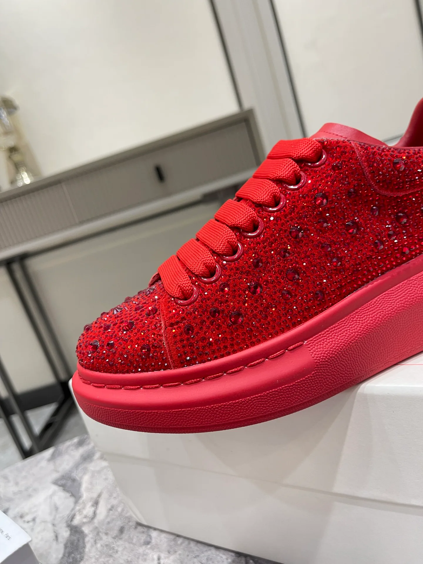Кроссовки Женские Alexander Mcqueen 3446191