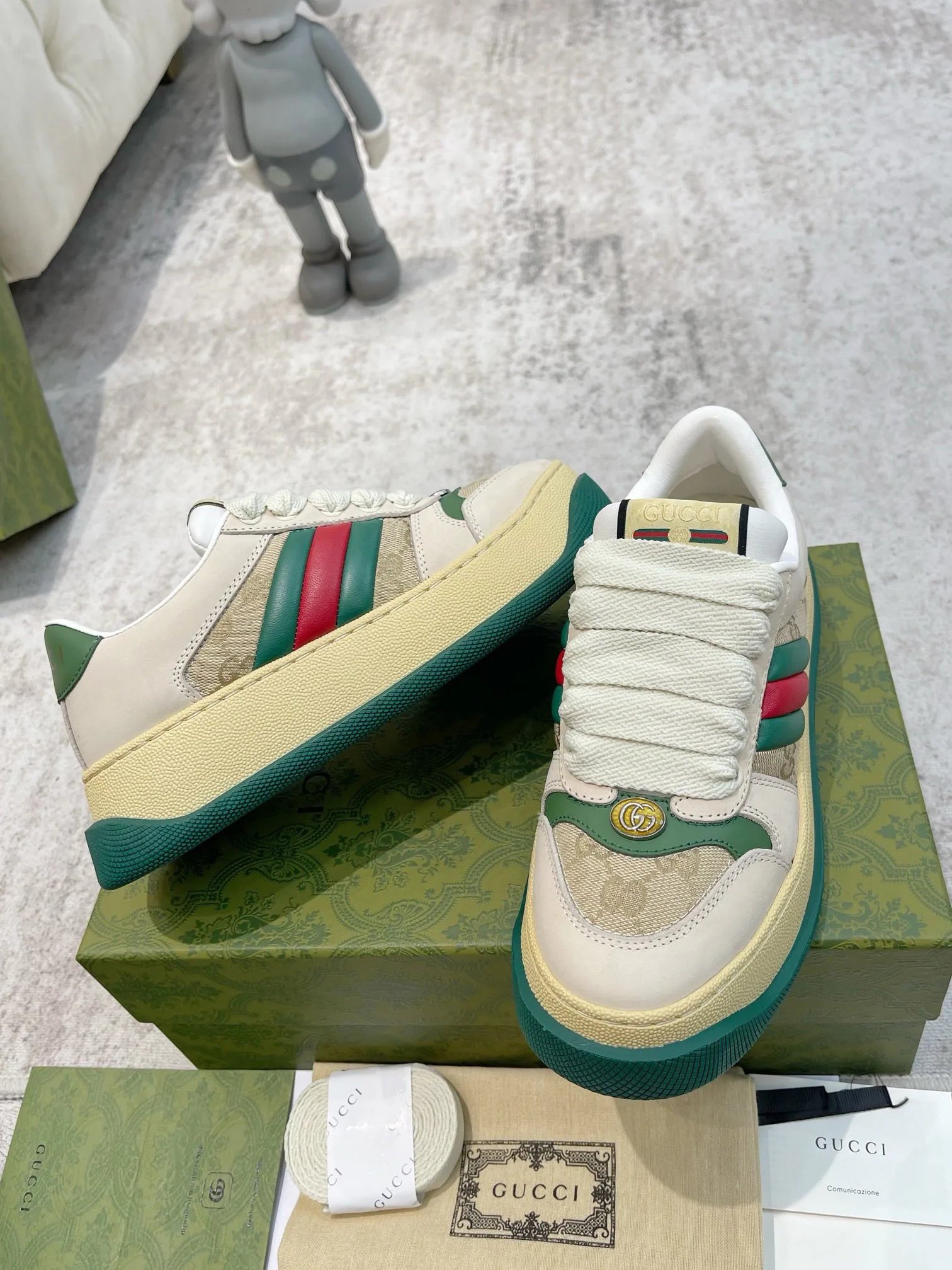 Кроссовки Женские Gucci 944936