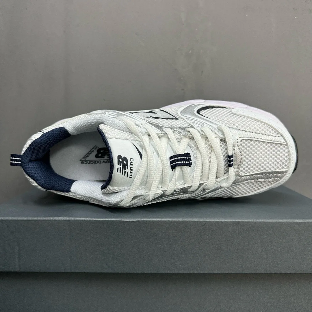 Кроссовки Женские New Balance 17917131