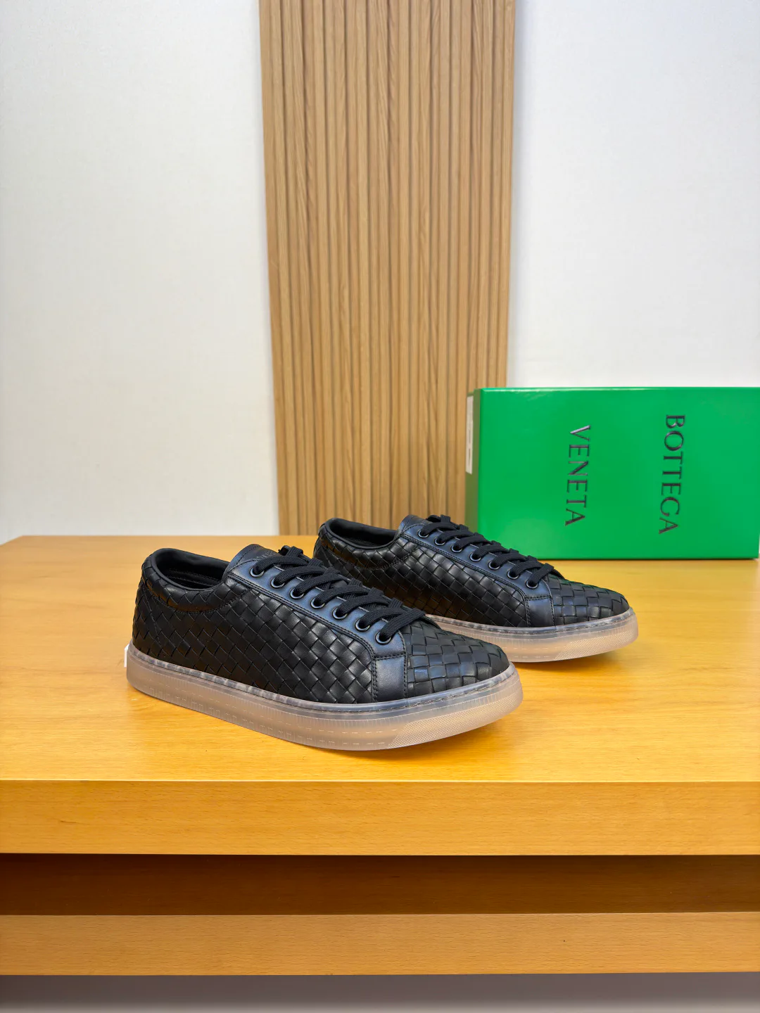 Кроссовки Мужские Bottega Veneta 18744076