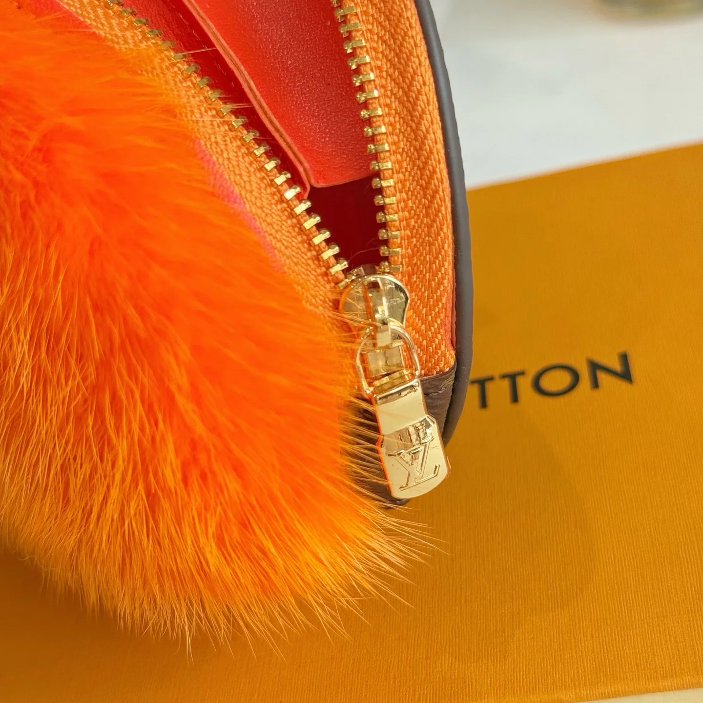 Кошельки Louis Vuitton 1122558