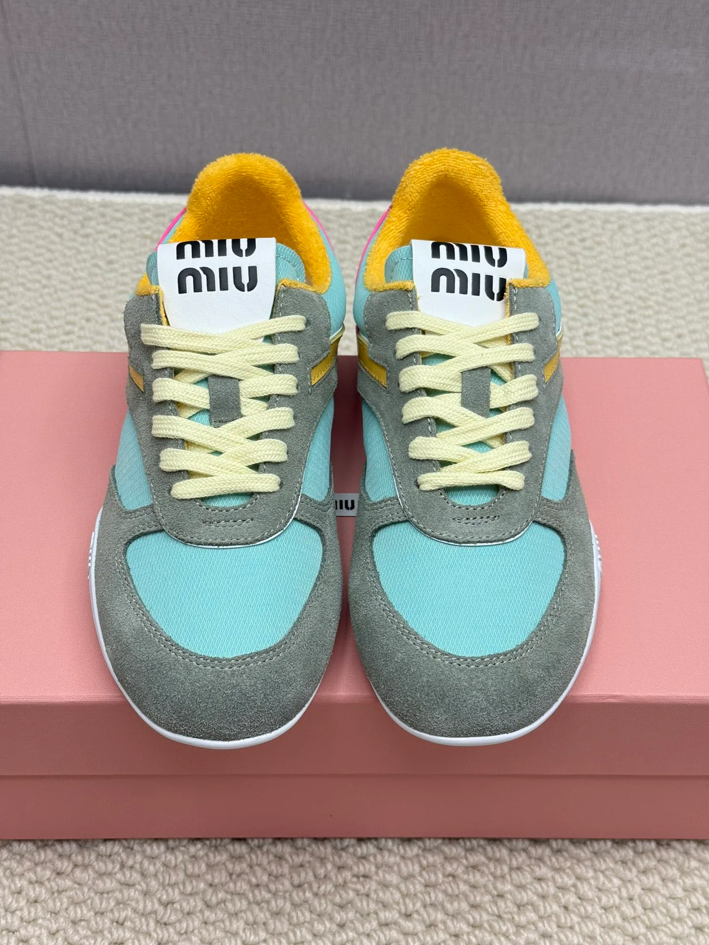 Кроссовки Женские Miu Miu 14336