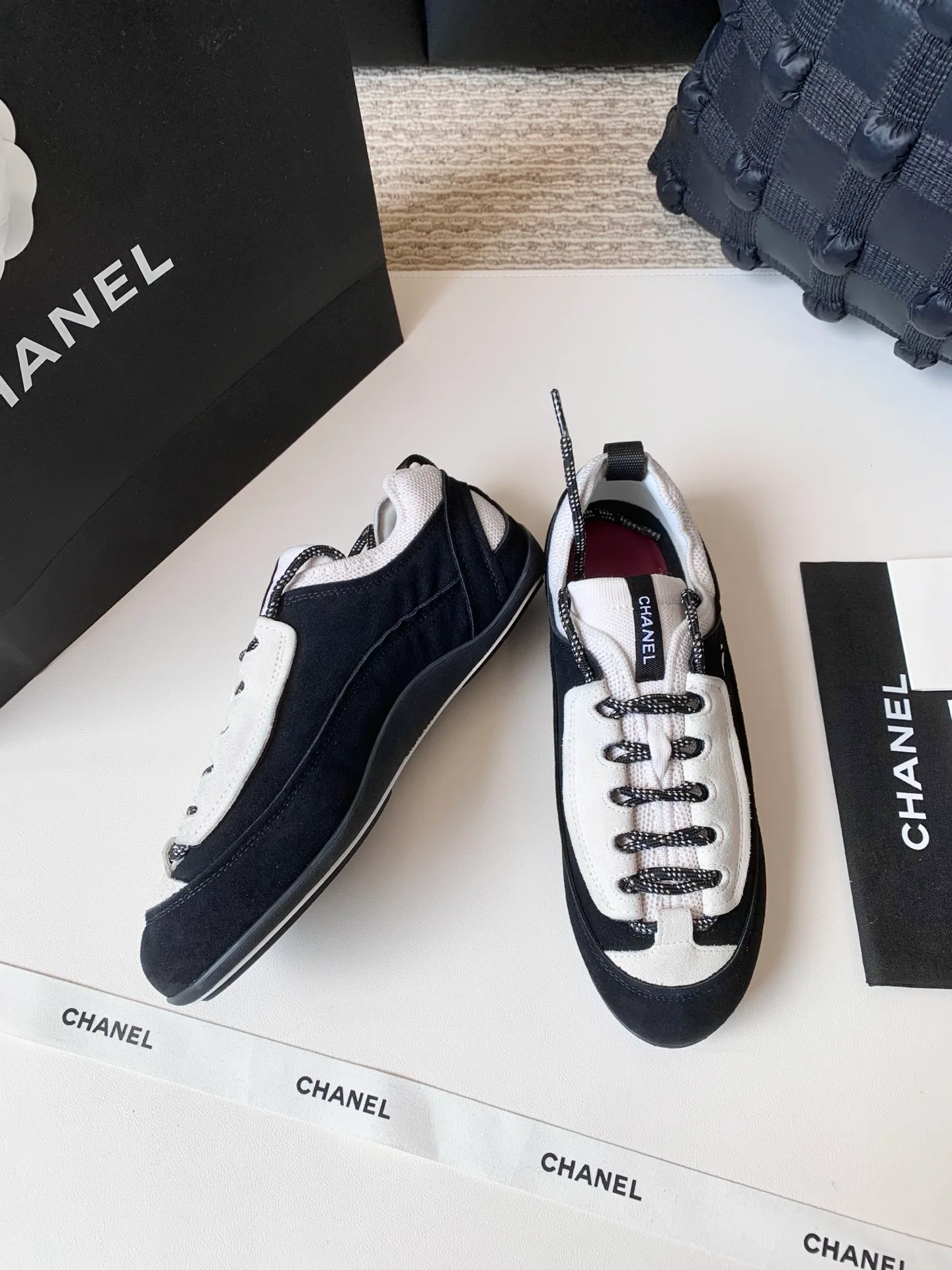 Кроссовки Женские Chanel 17989903