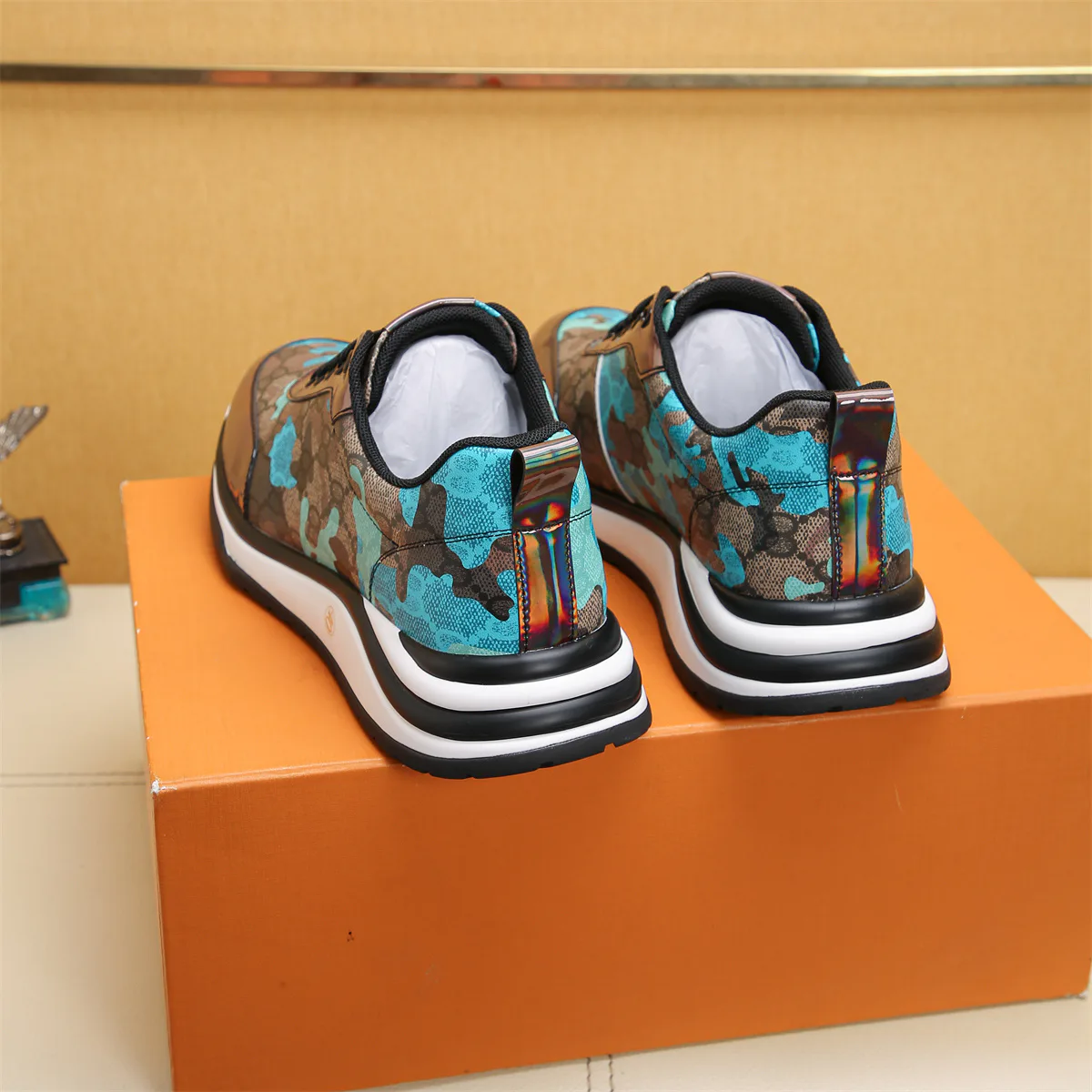 Кроссовки Мужские Gucci 5879894