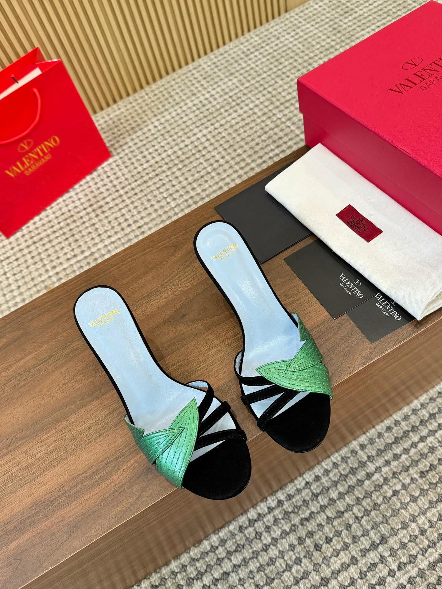 Босоножки Женские Valentino 1856052