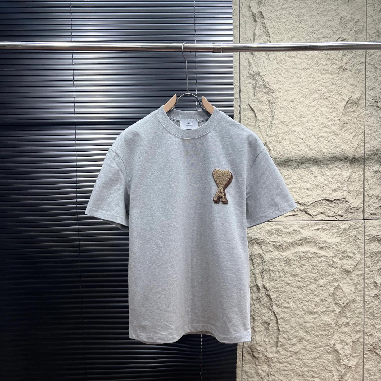 Футболки Женские Ami Paris 11688535