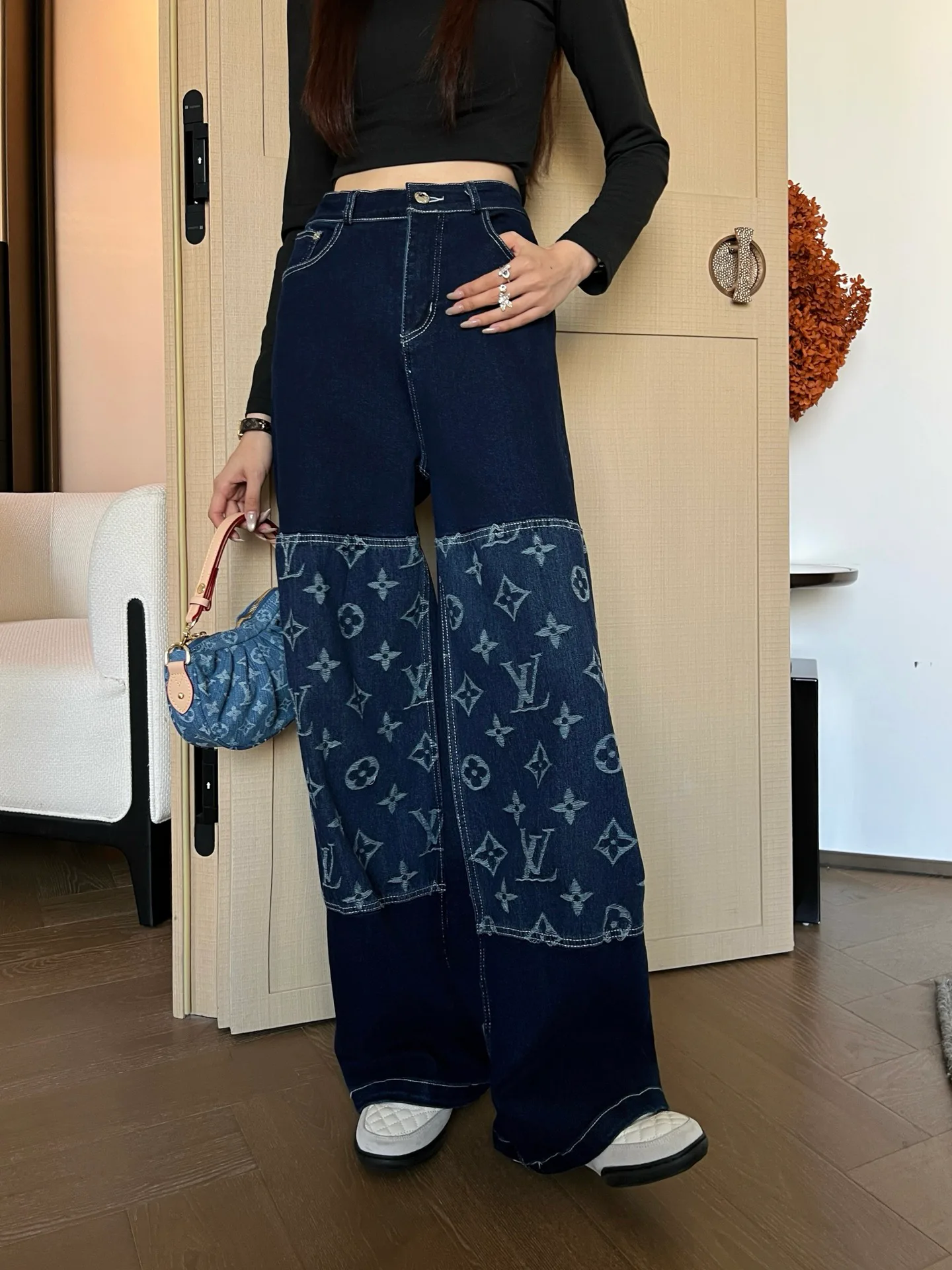 Джинсы Женские Louis Vuitton 4308211