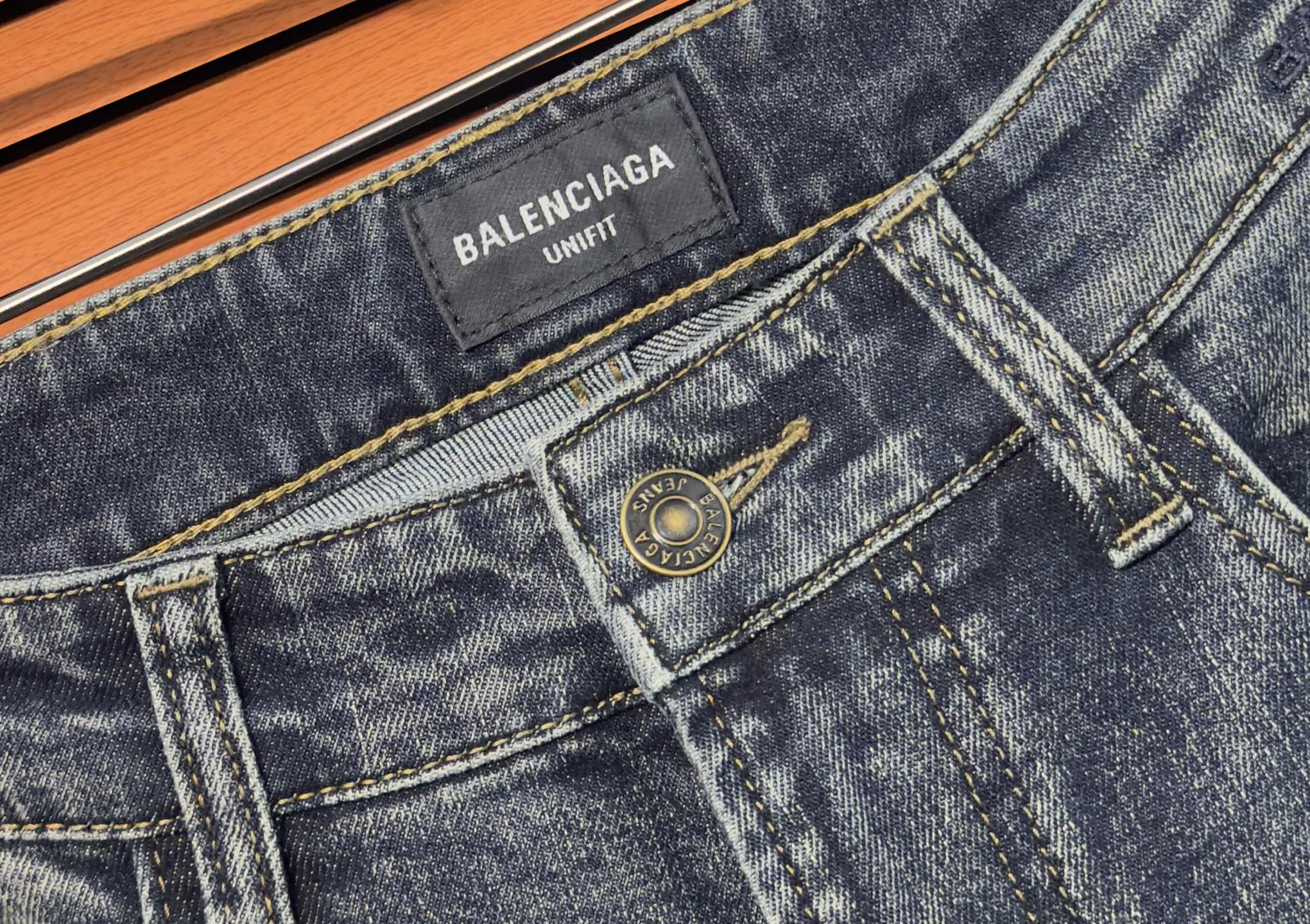 Джинсы Мужские Balenciaga 18098306