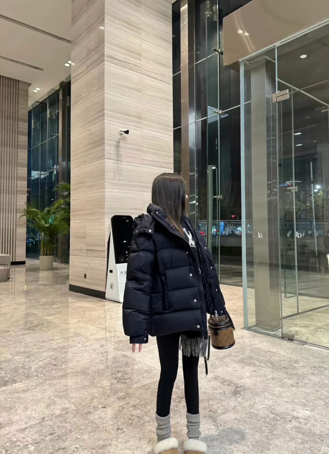 Куртки И Пуховики Женские Moncler 20031669