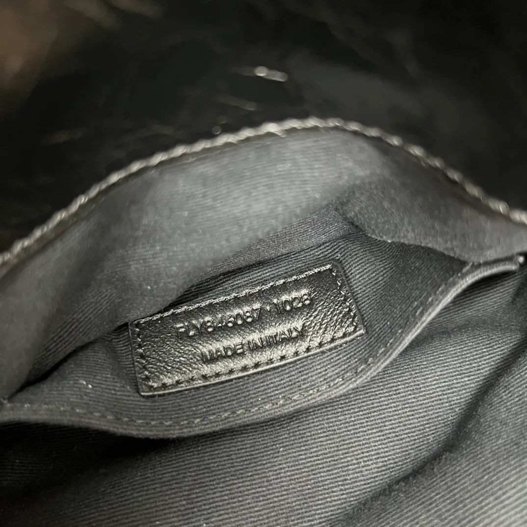 Классические Сумки Женские Saint Laurent 18220671