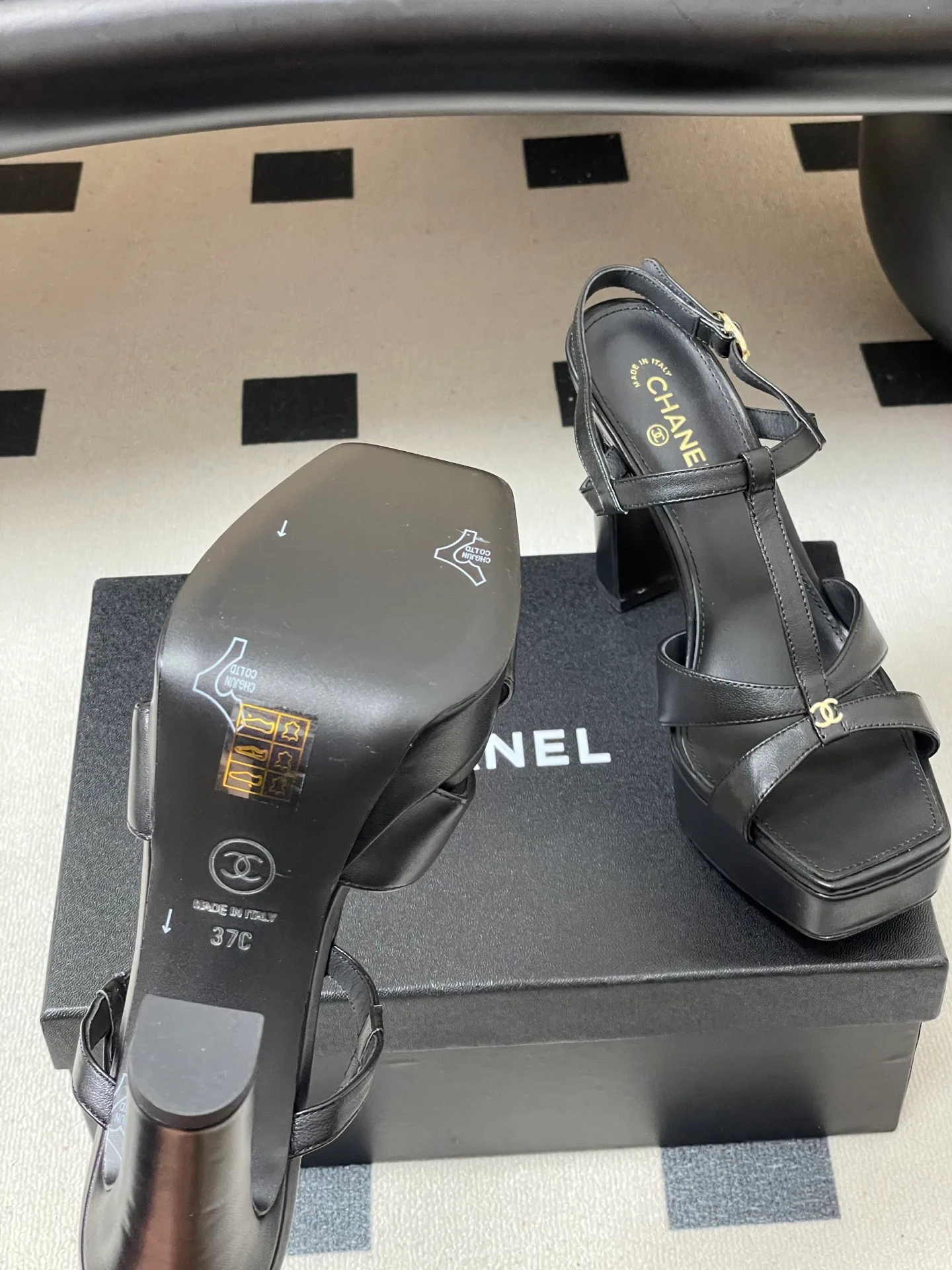 Босоножки Женские Chanel 12936261