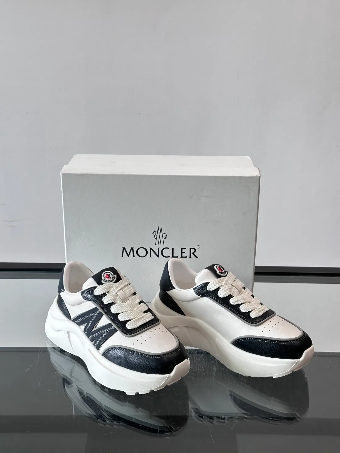 Кроссовки Женские Moncler 17498039