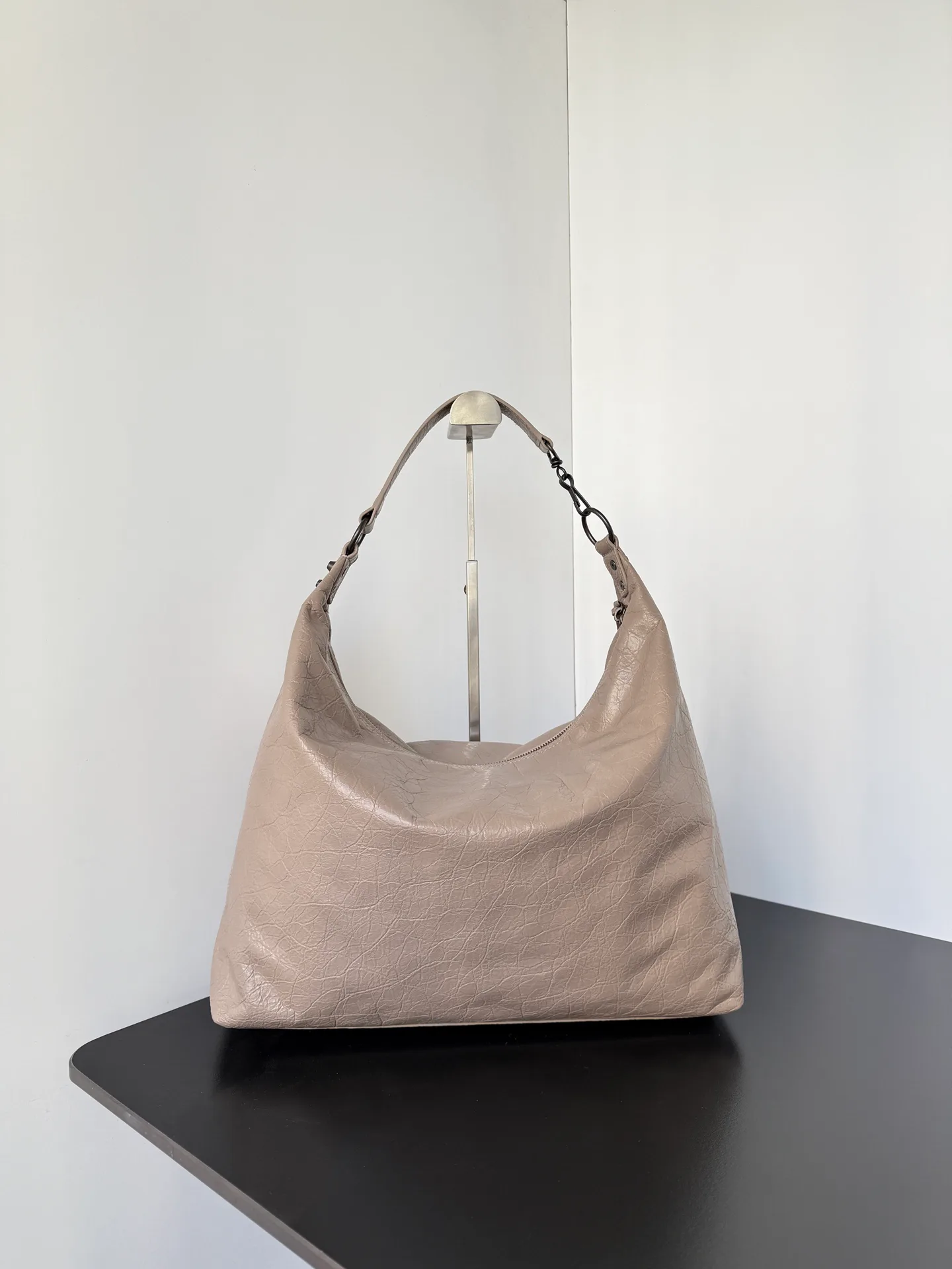 Сумки На Ремне Женские Balenciaga 11386855