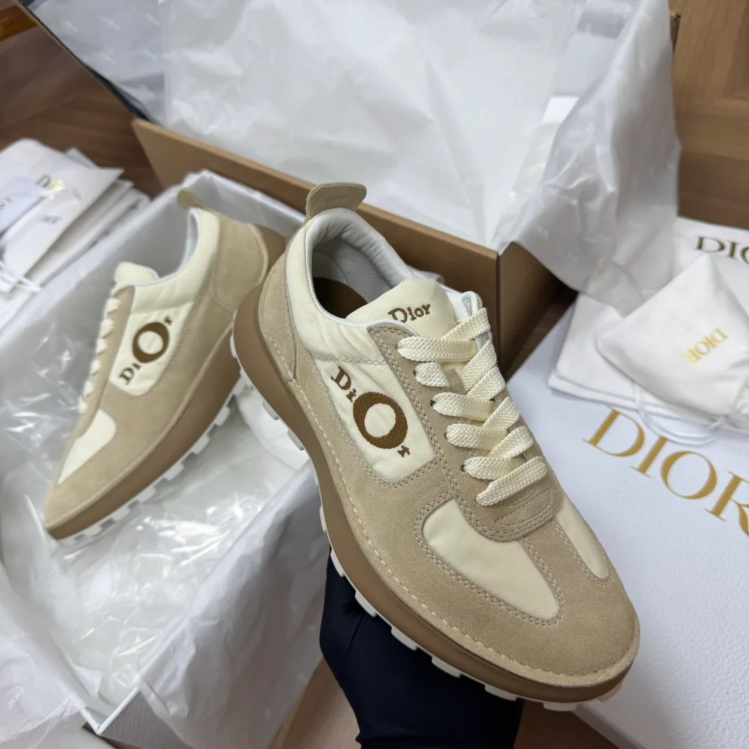 Кроссовки Женские Christian Dior 18981685