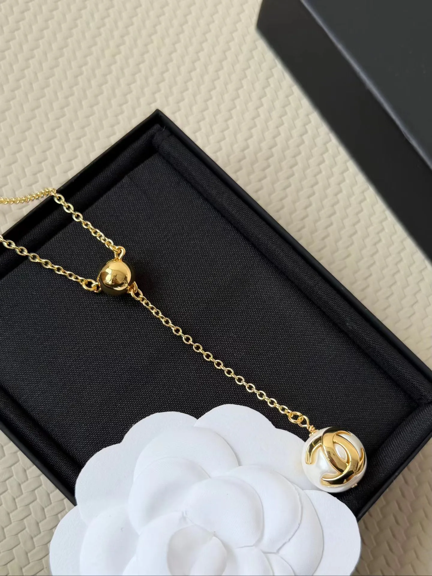 Бижутерия Chanel 18122886