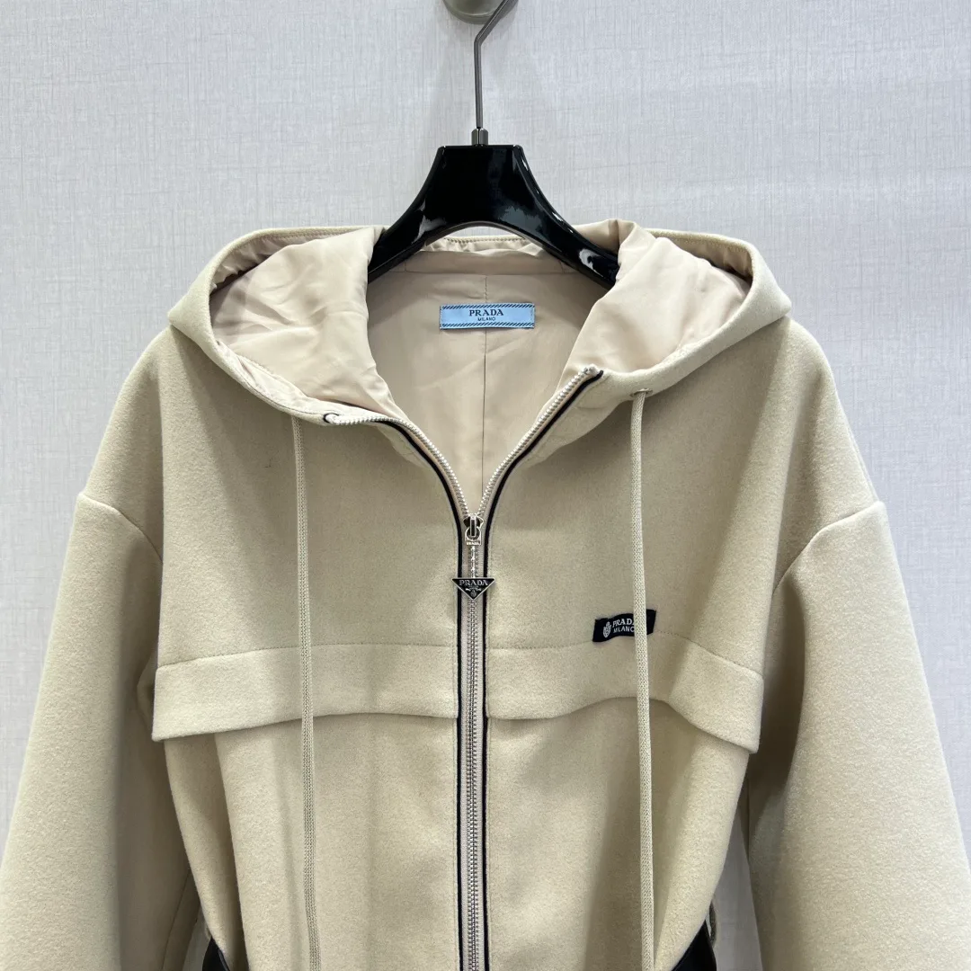 Куртки И Пуховики Женские Prada 794424