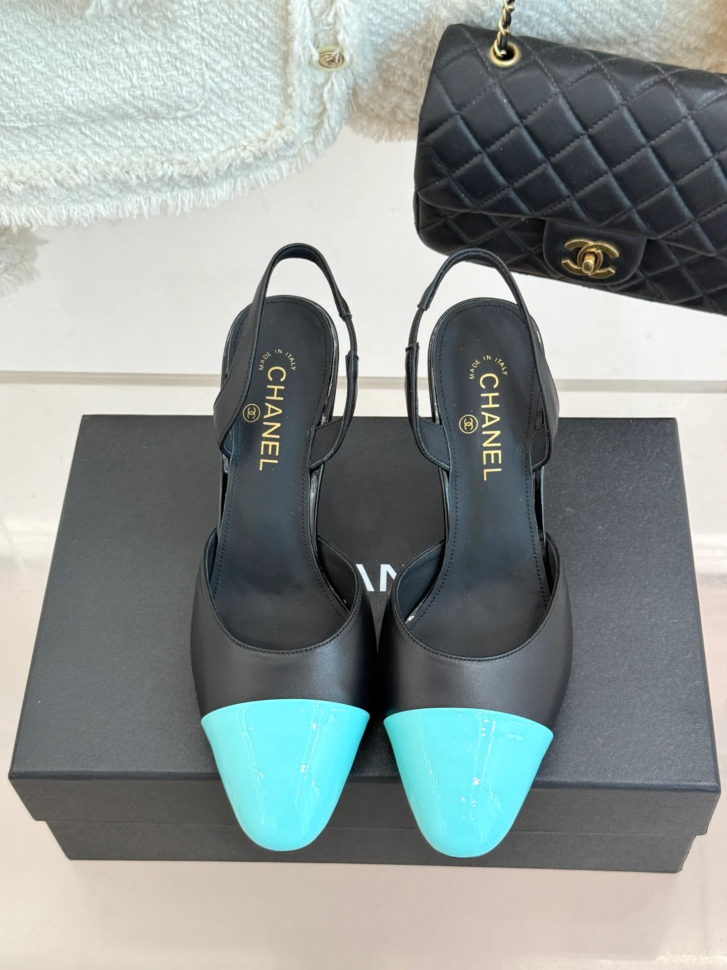 Босоножки Женские Chanel 17425311