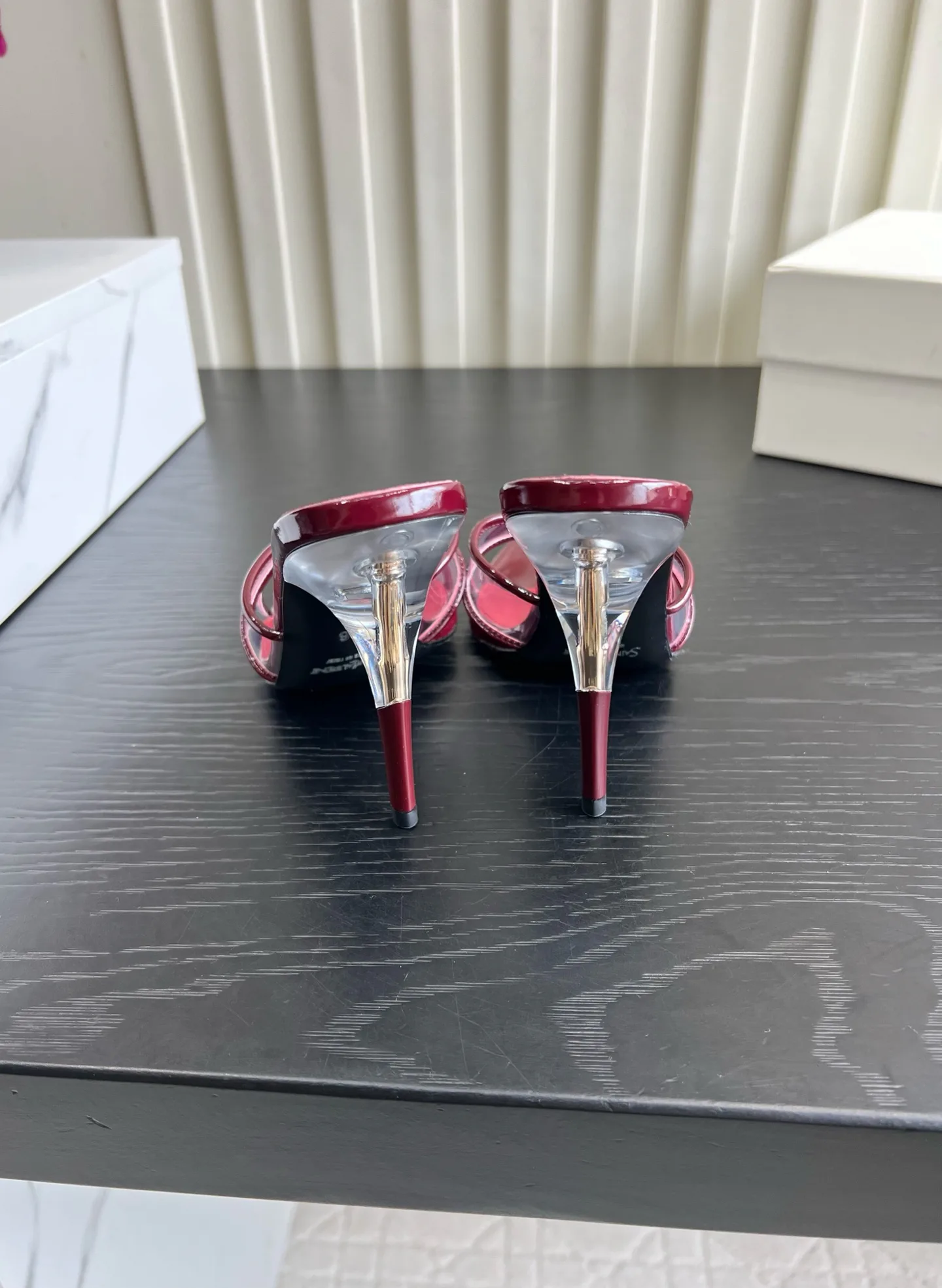 Босоножки Женские Saint Laurent 18614253