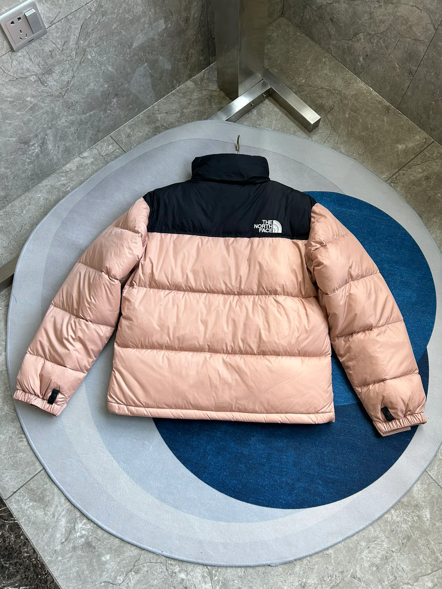 Куртки И Пуховики Женские The North Face 18509309