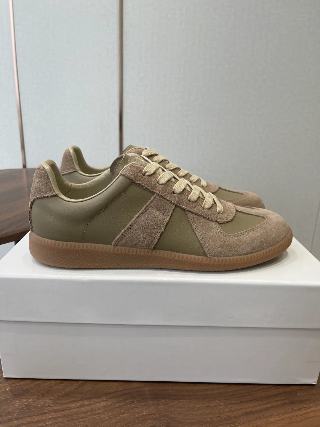 Кроссовки Женские Maison Margiela 11867621