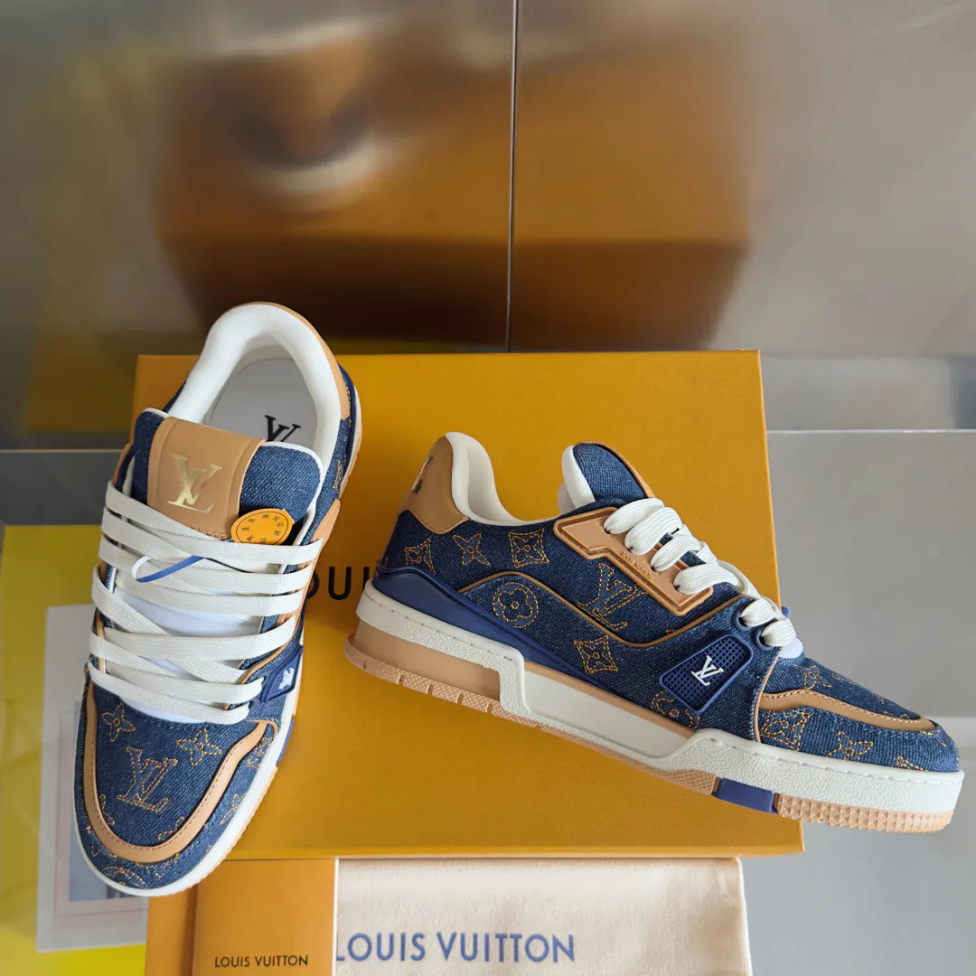 Кроссовки Женские Louis Vuitton 1546679