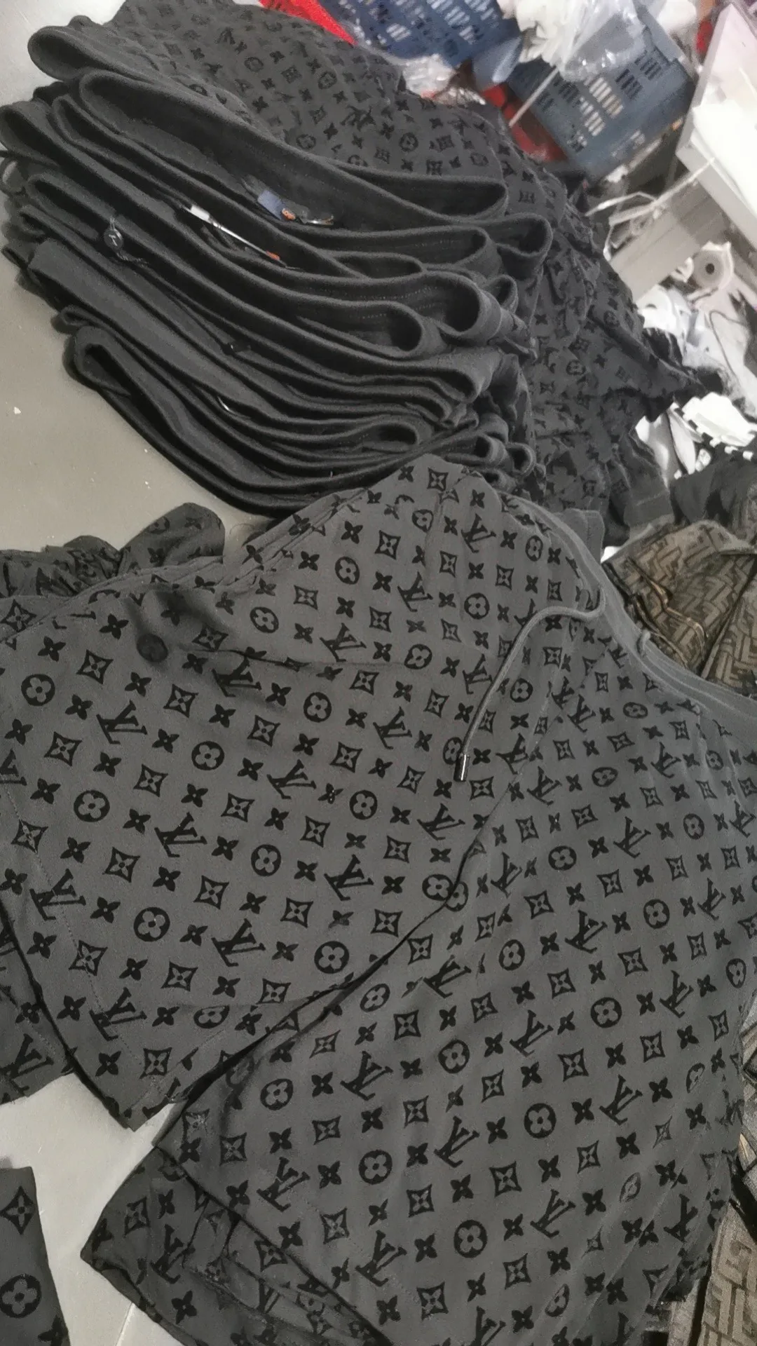 Шорты Мужские Louis Vuitton 11485660