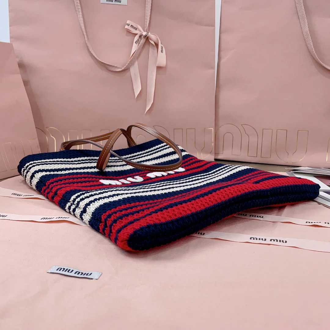 Классические Сумки Женские Miu Miu 445107