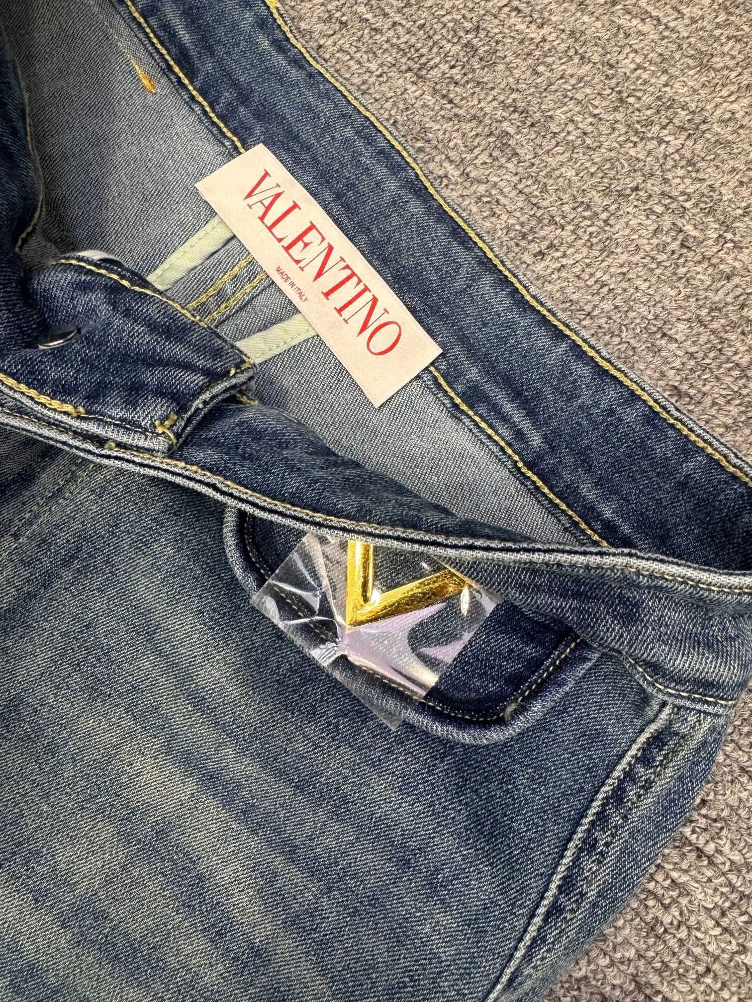 Джинсы Женские Valentino 11346428