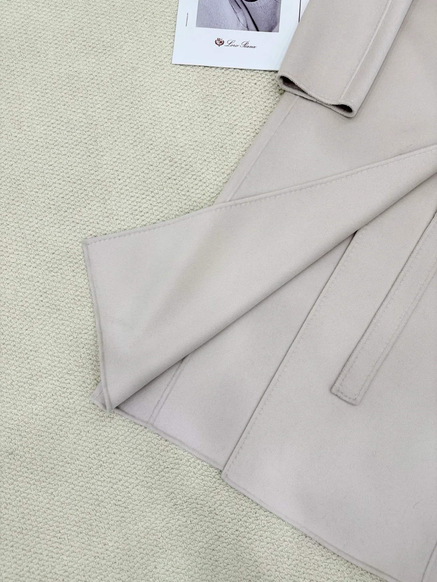 Пальто Женские Loro Piana 18946209