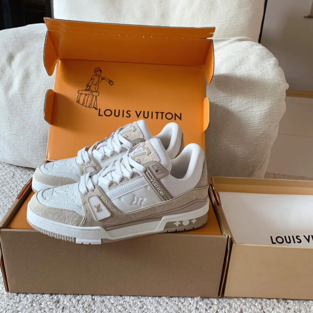 Кроссовки Женские Louis Vuitton 5894001