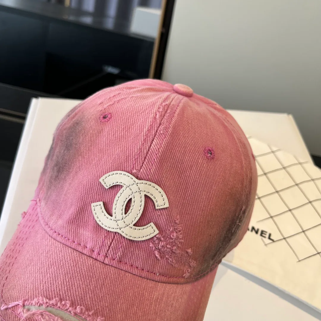 Головные Уборы Chanel 11488861