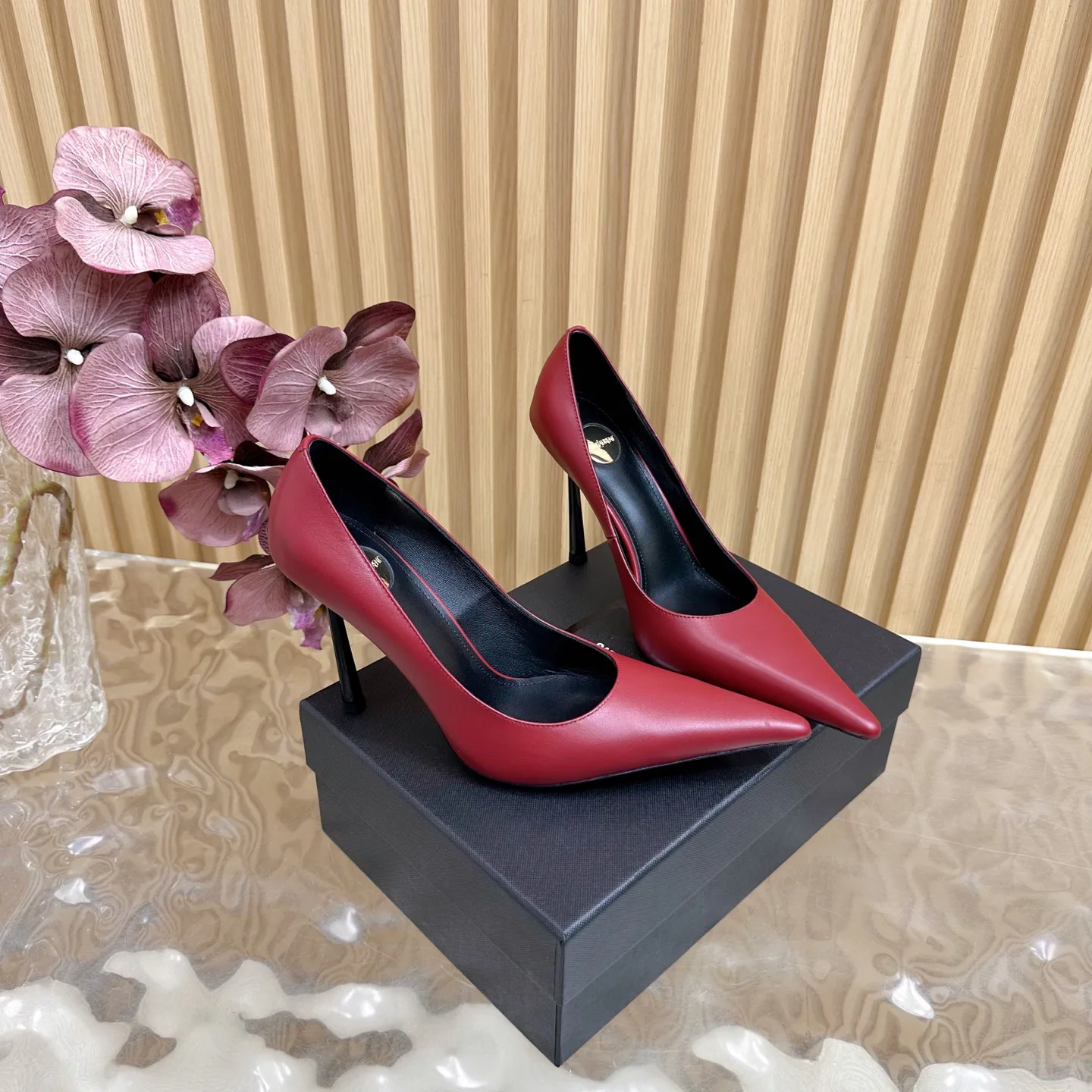 Босоножки Женские Saint Laurent 11490765